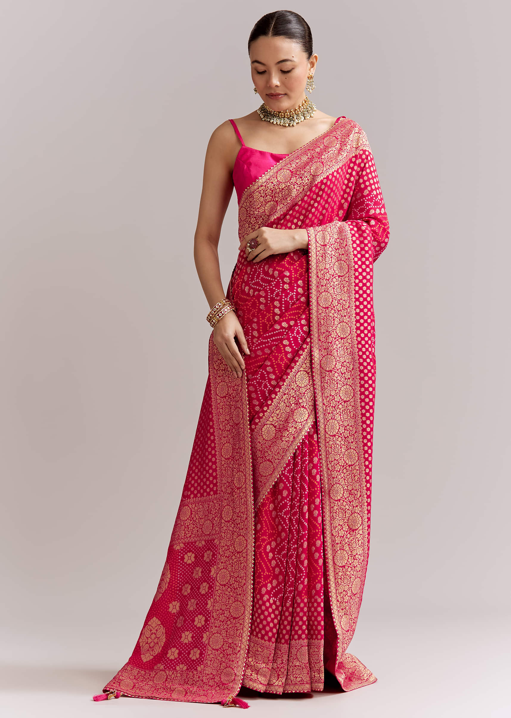 Pink Georgette Woven Saree With Floral Border And Bandhani Print - Image 3