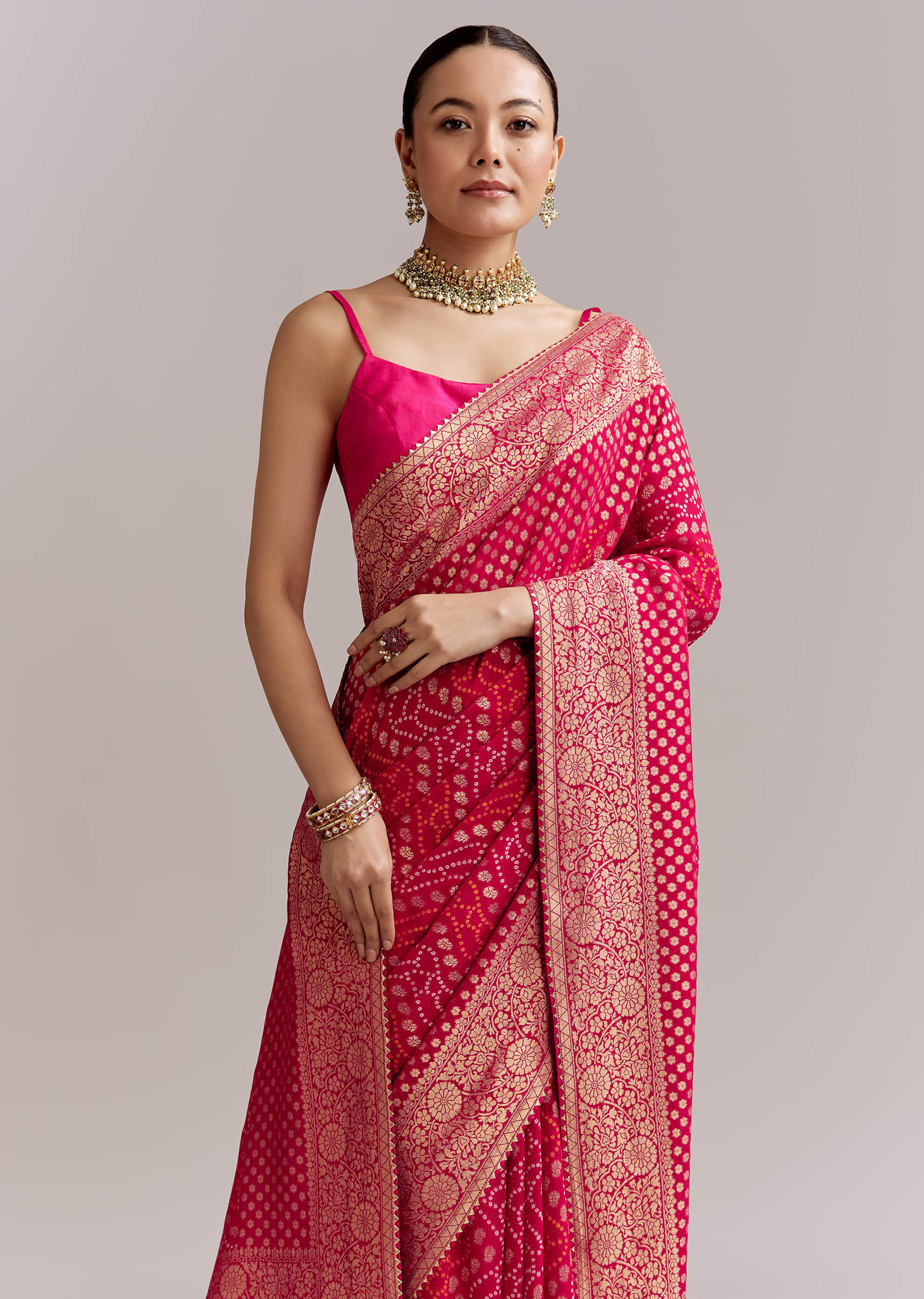 Pink Georgette Woven Saree With Floral Border And Bandhani Print - Image 5