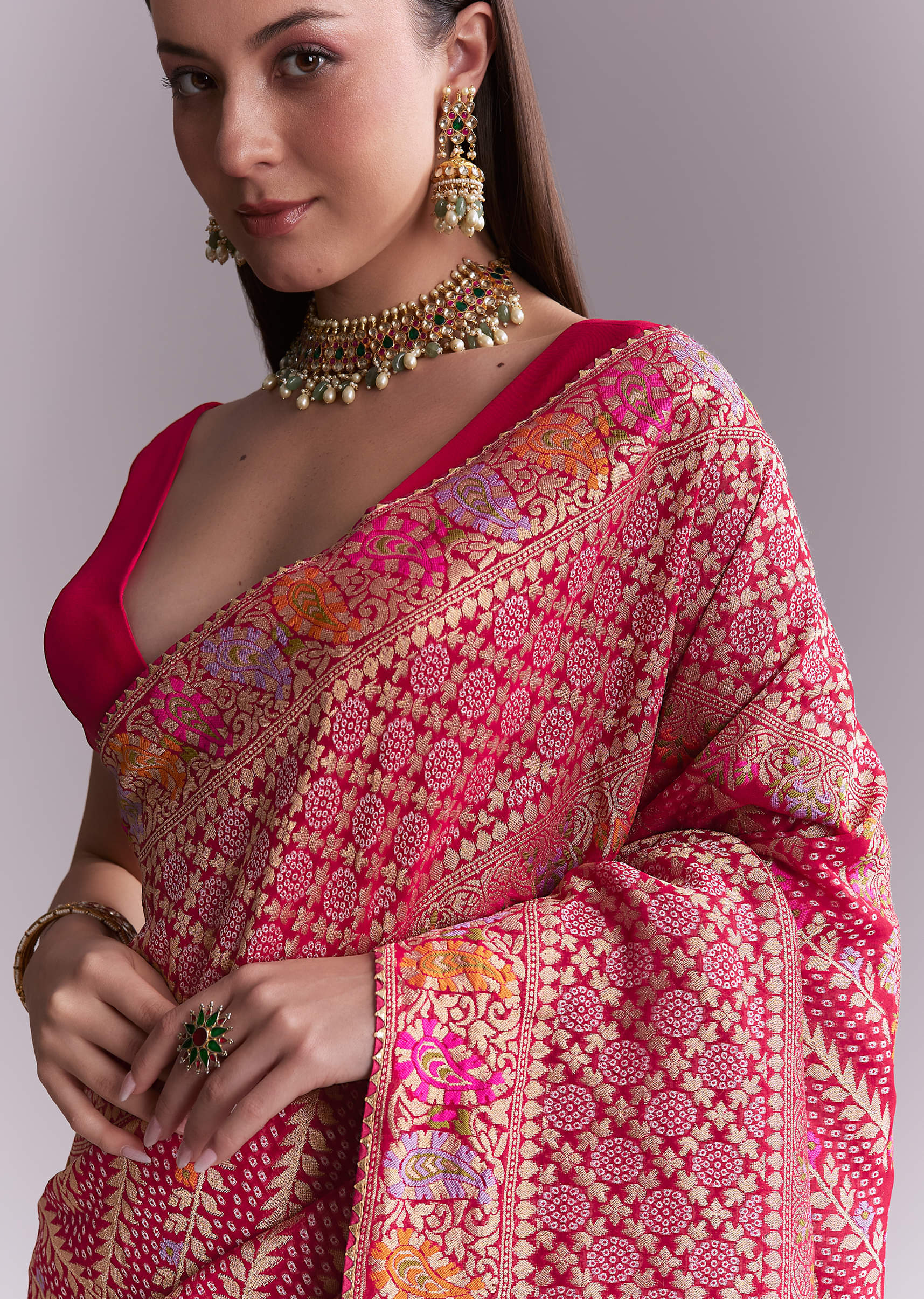 Pink Georgette Woven Saree With Heavy Zari And Jaal Embroidery - Image 2