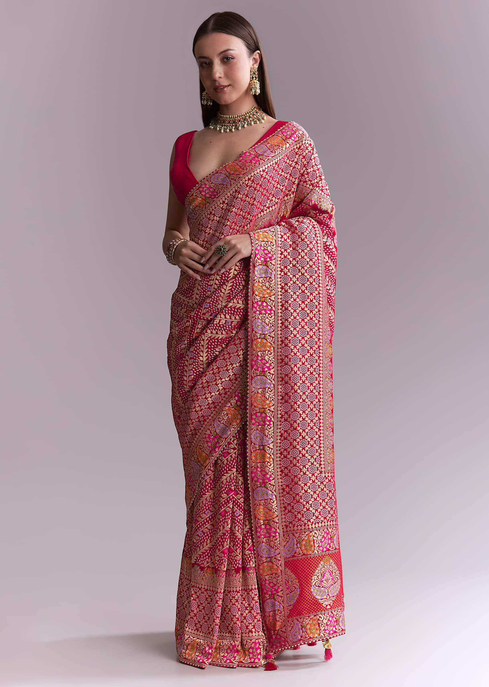 Pink Georgette Woven Saree With Heavy Zari And Jaal Embroidery - Image 3