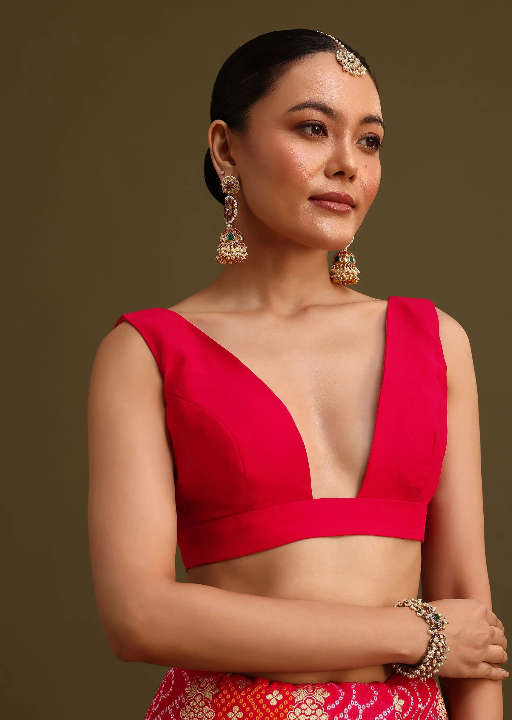 Pink Khaddi Georgette Saree With Gotta Patti Border And Unstitched Blouse - Image 7