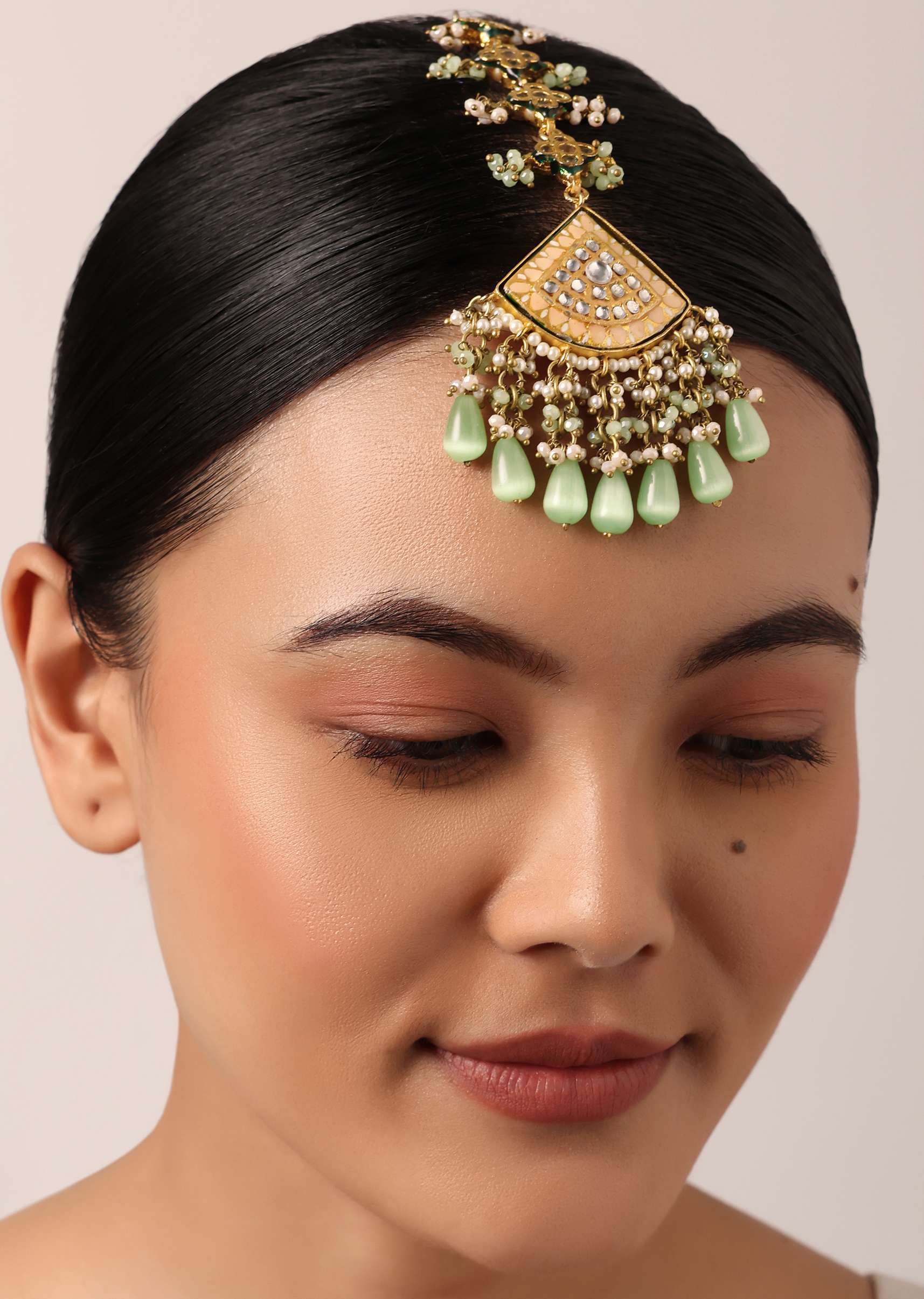 Pink Kundan Choker Set With Green Bead Drops - Image 4
