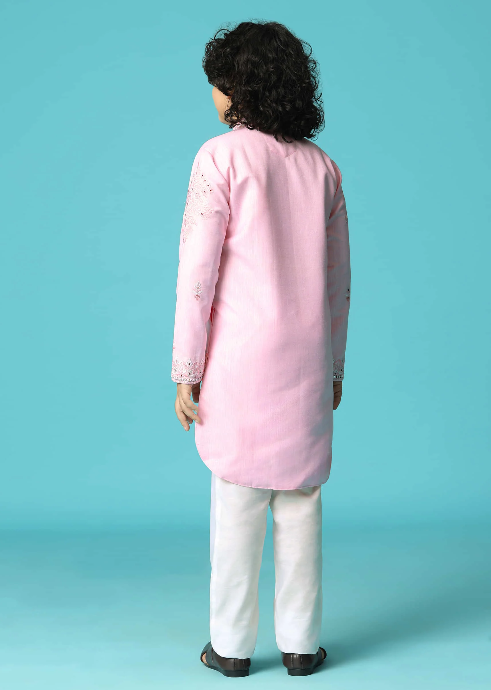 Pink Linen Kurta Pant With Resham Work For Boys - Image 4