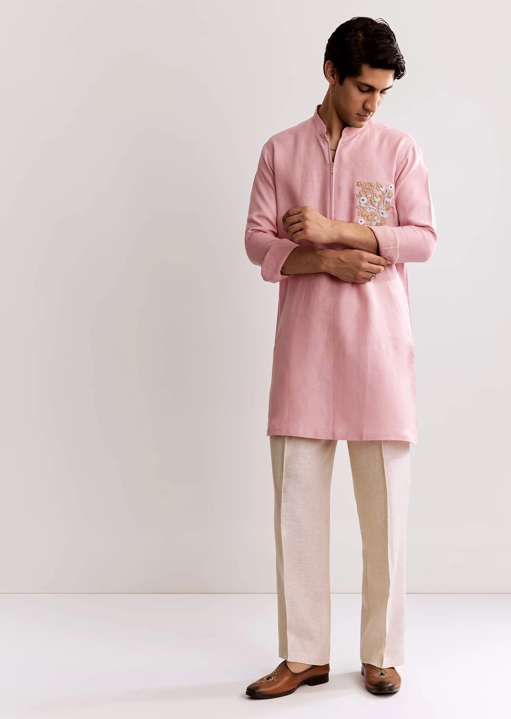 Pink Linen Kurta Set With Embroidery - Image 2