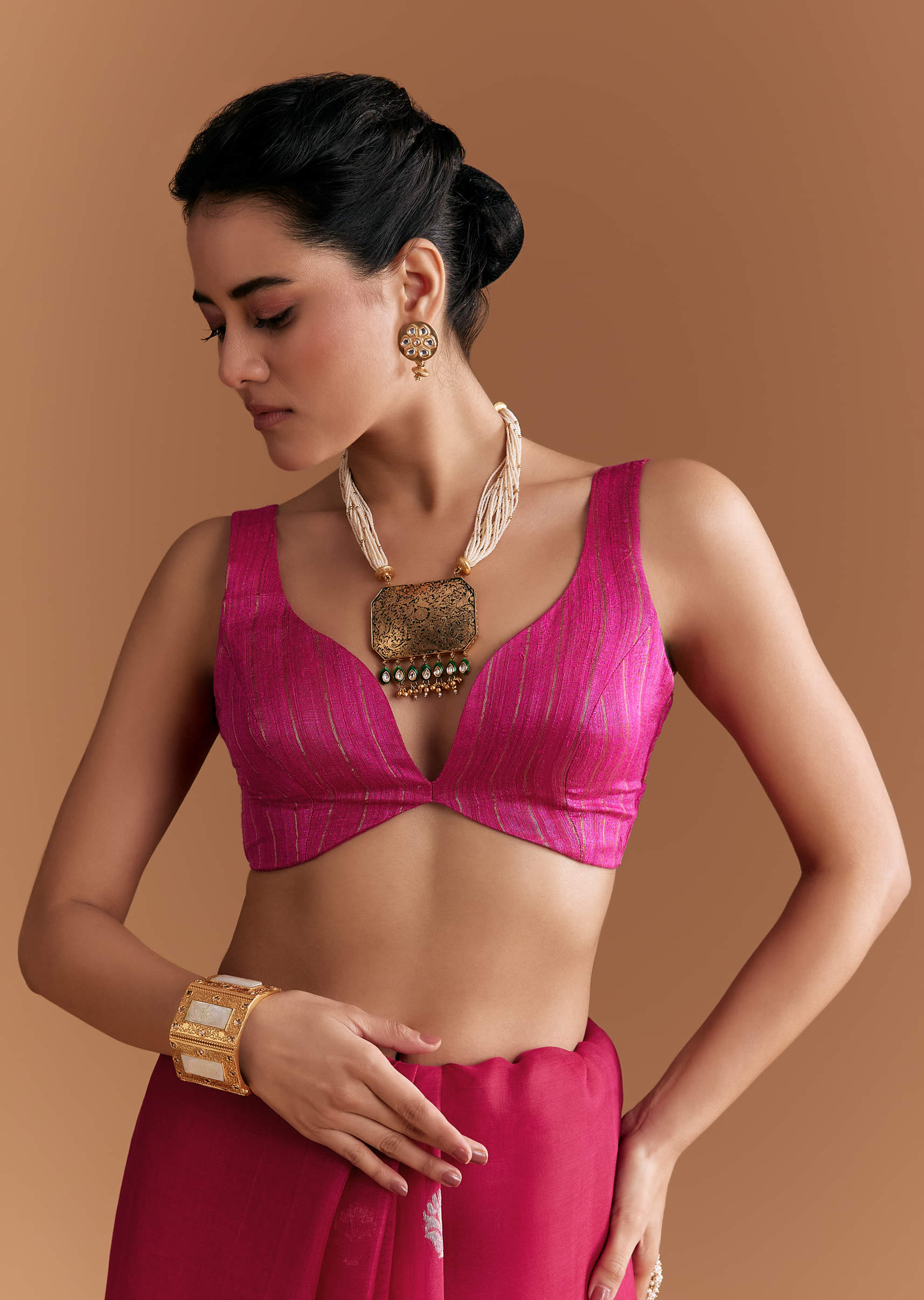 Pink Linen Woven Saree With Brocade And Zari Work - Image 7