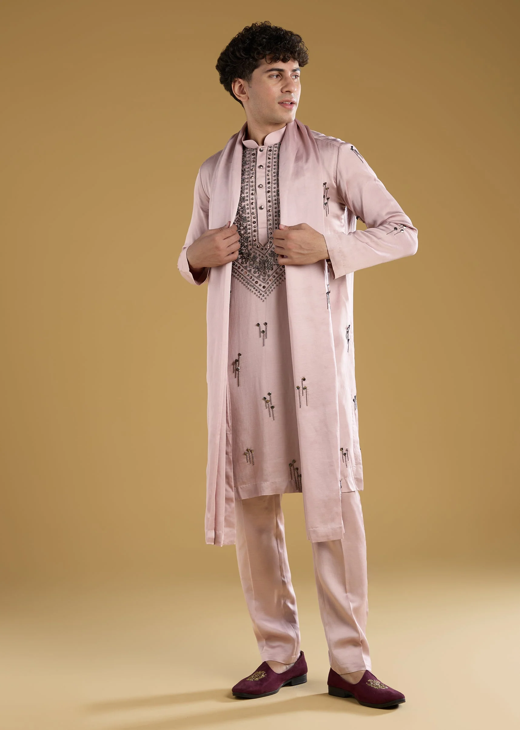 Pink Mens Kurta Set With Thread Metal And Beads Detail - Image 2