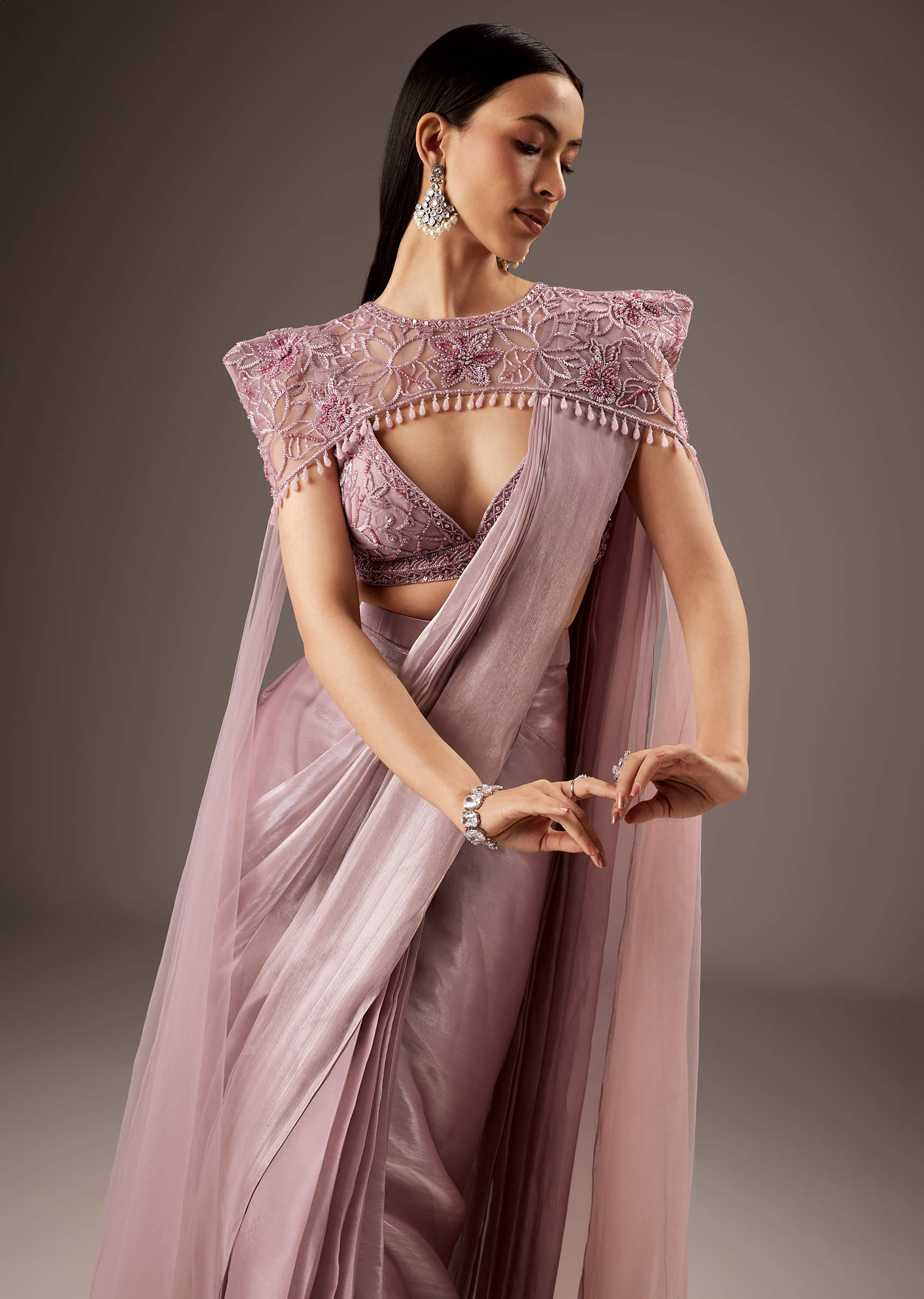 Pink Organza Saree With Heavy Embroidery - Image 5