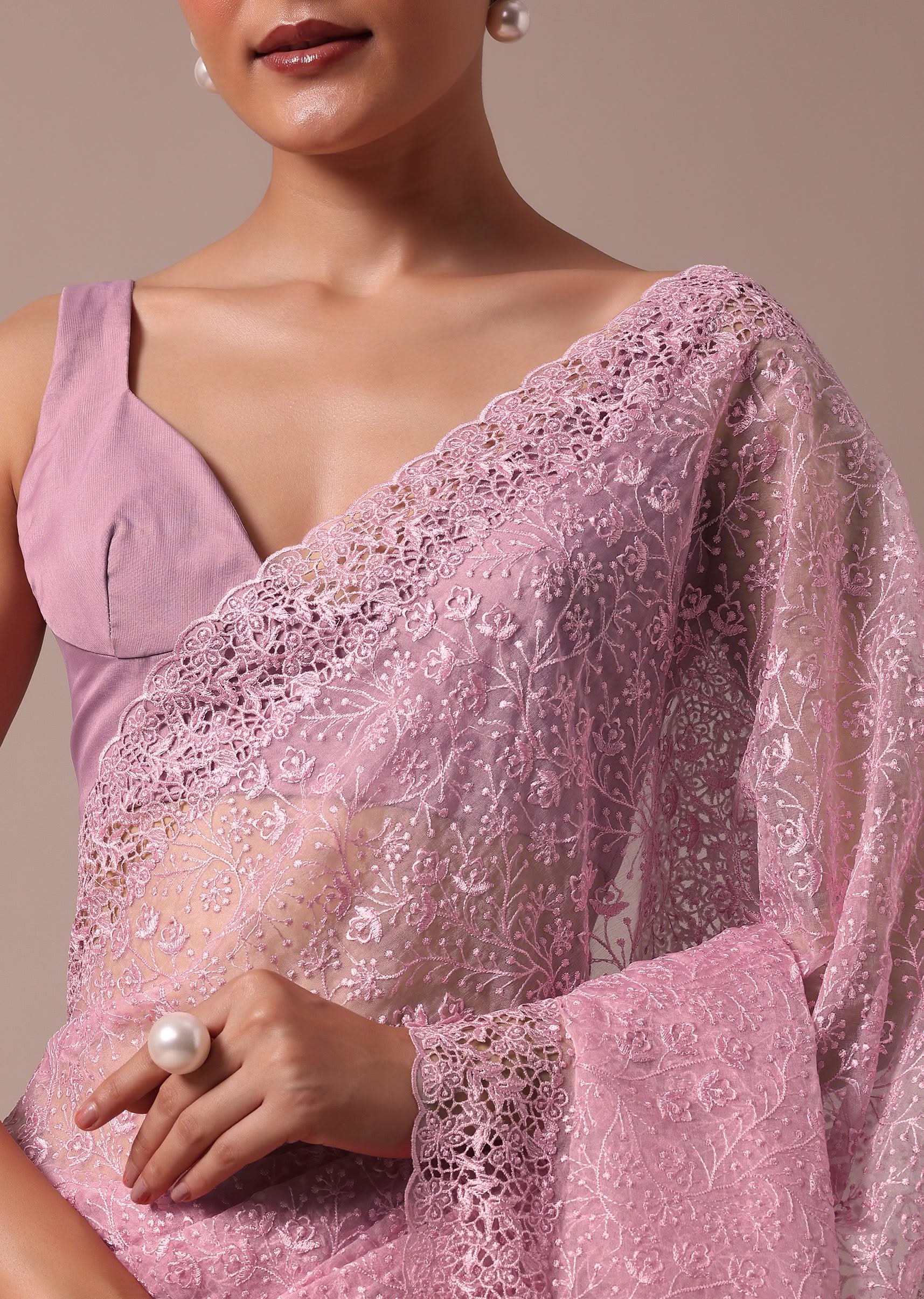 Pink Organza Saree With Unstitched Blouse - Image 5