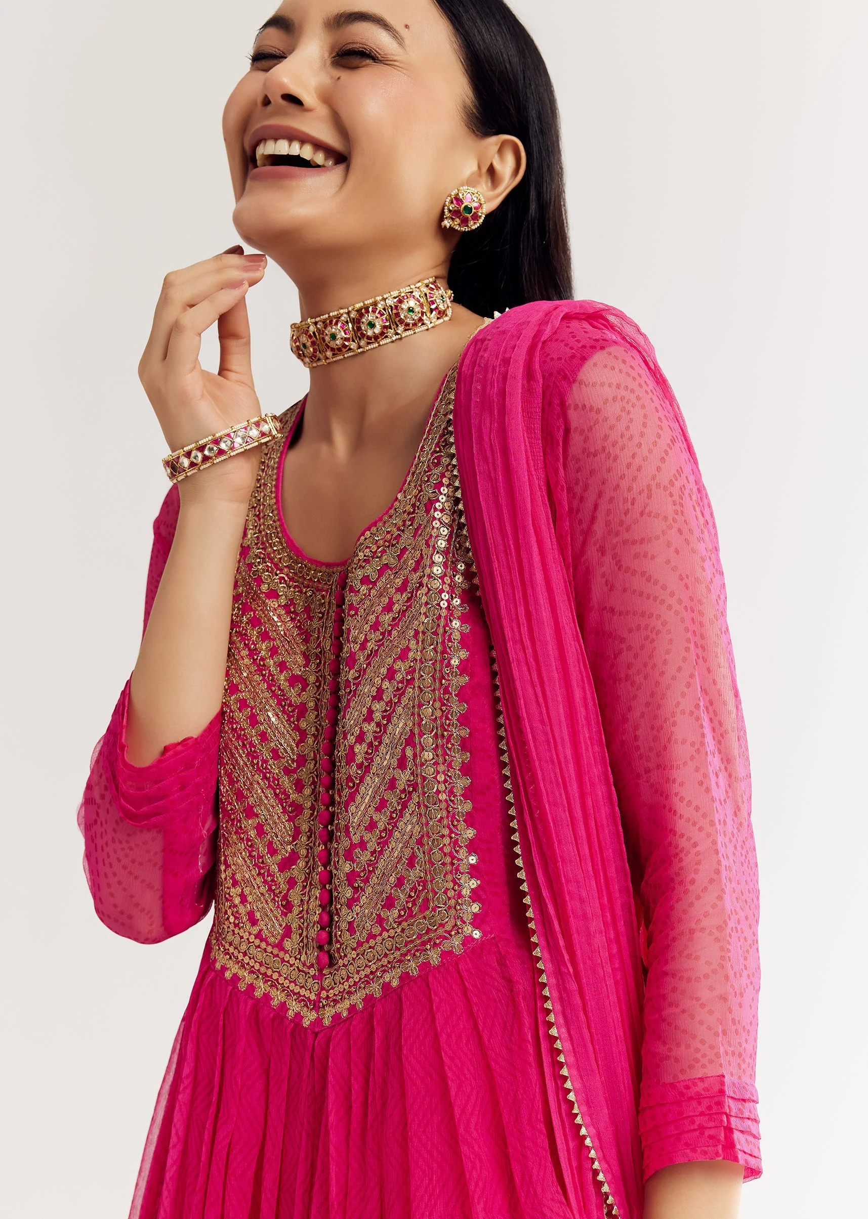 Pink Printed Chiffon Sequin Kurta Set With Dupatta - Image 3