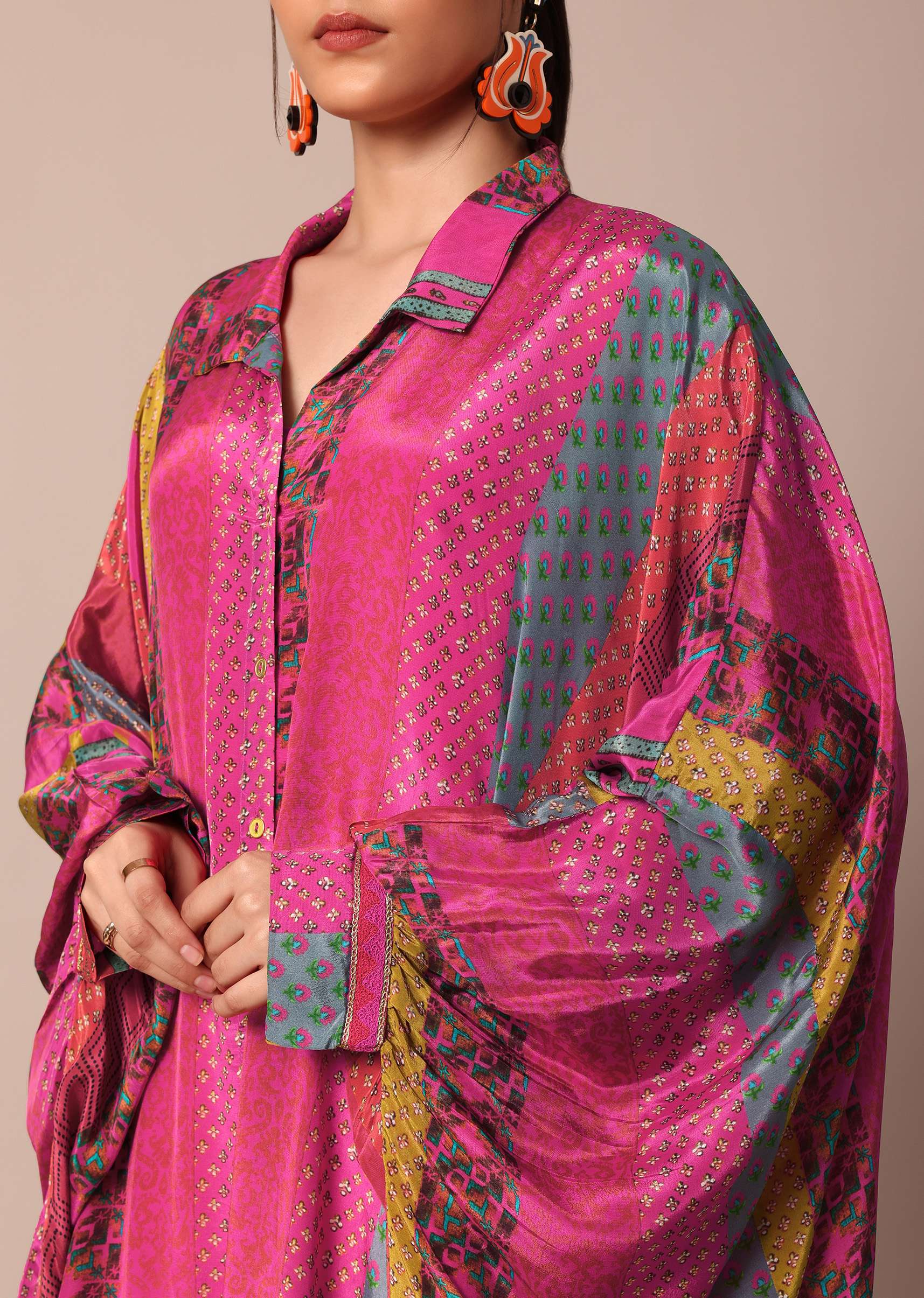Pink Printed Kaftaan Set With Metal Coins Detailing - Image 5