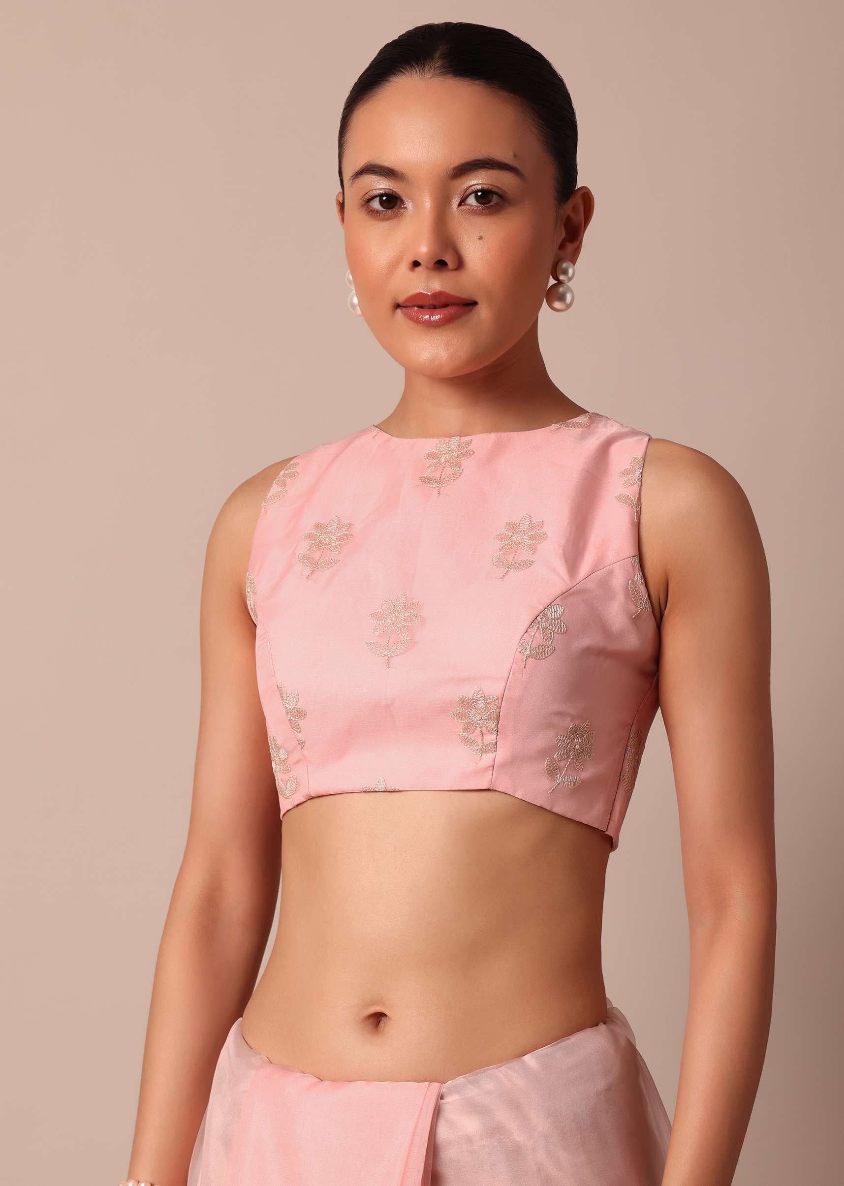 Pink Saree In Organza Silk With Chikankari Floral Work And Unstitched Blouse Fabric - Image 7