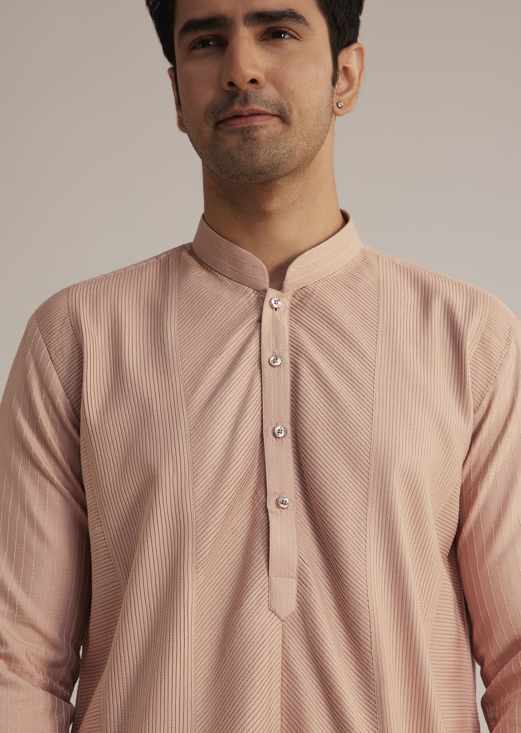 Pink Silk Blend Kurta With Pintuck Detailing - Image 4