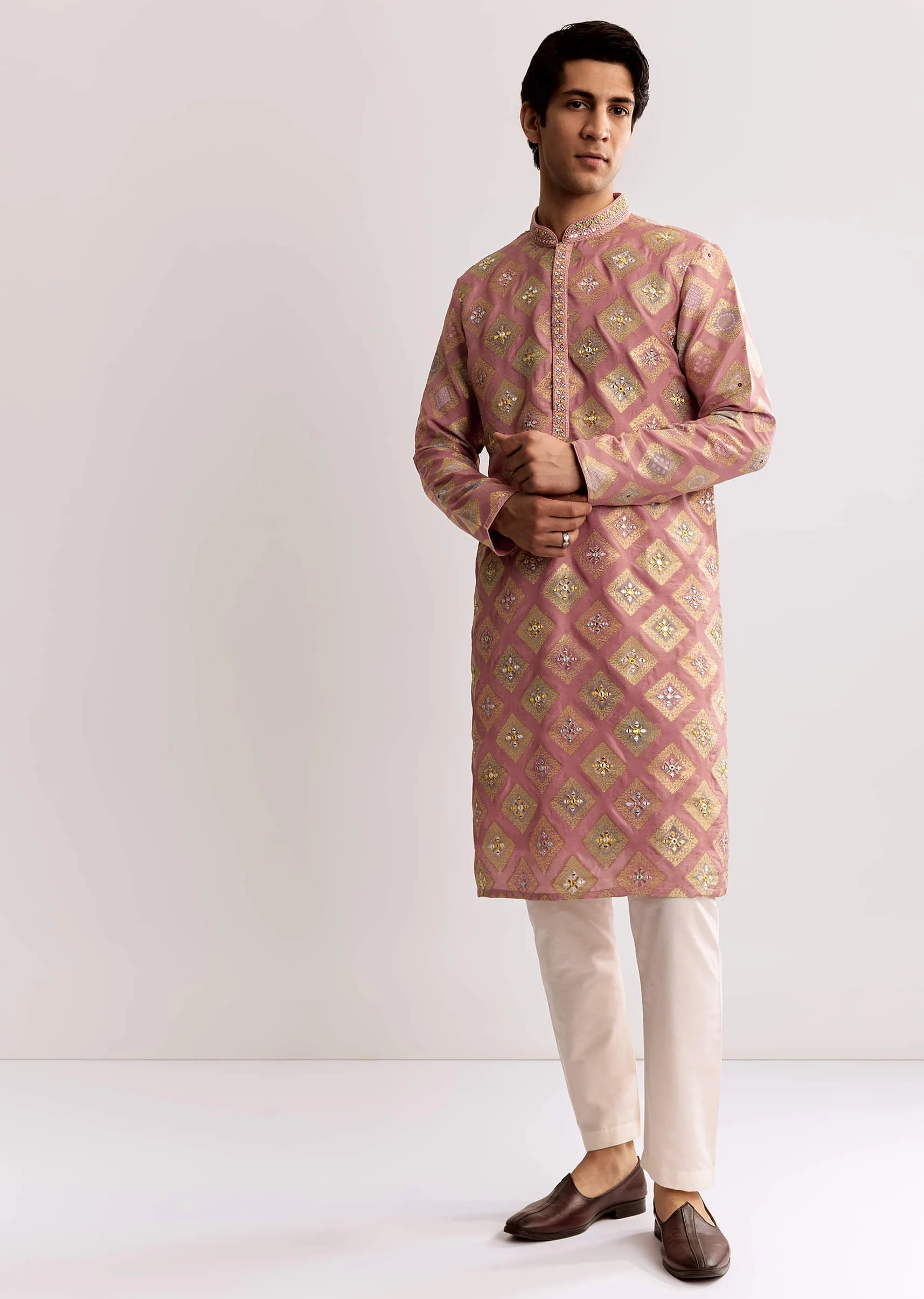 Pink Silk Kurta Set With Mirror Geometric Print - Image 2