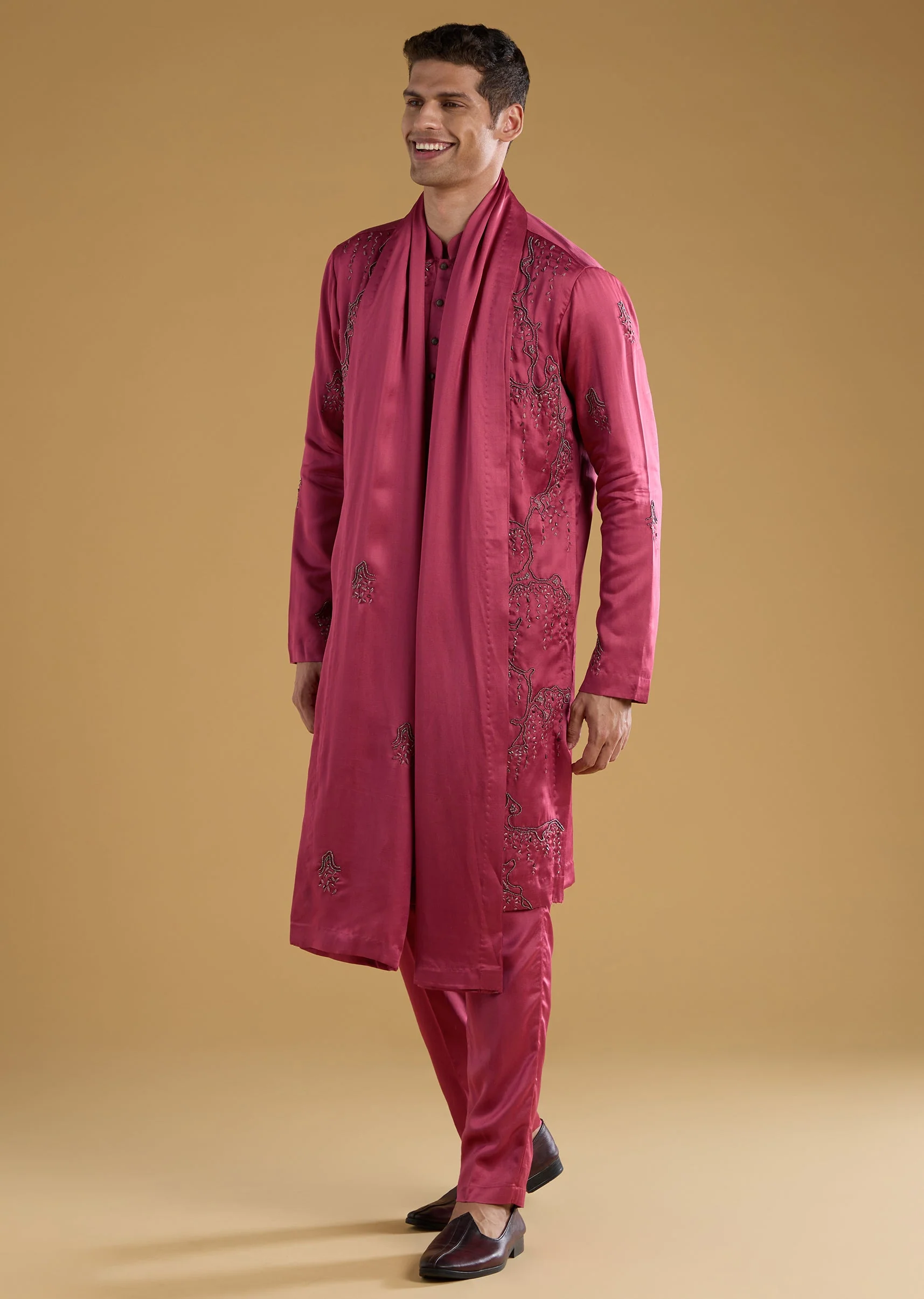 Pink Silk Men's Kurta Set with Dupatta - Image 3