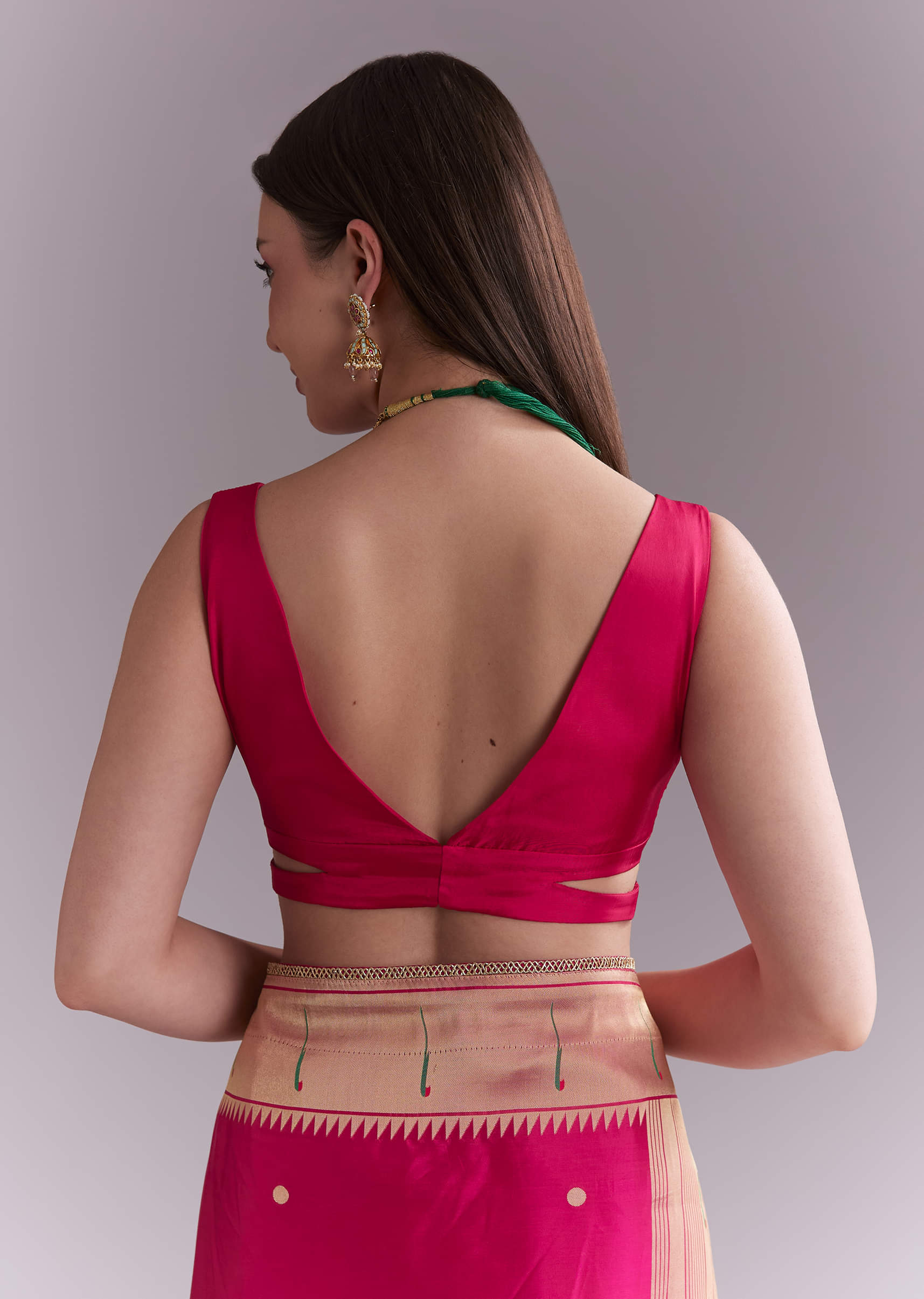 Pink Silk Muniya Paithani Saree With Multicolour Floral Motifs - Image 8