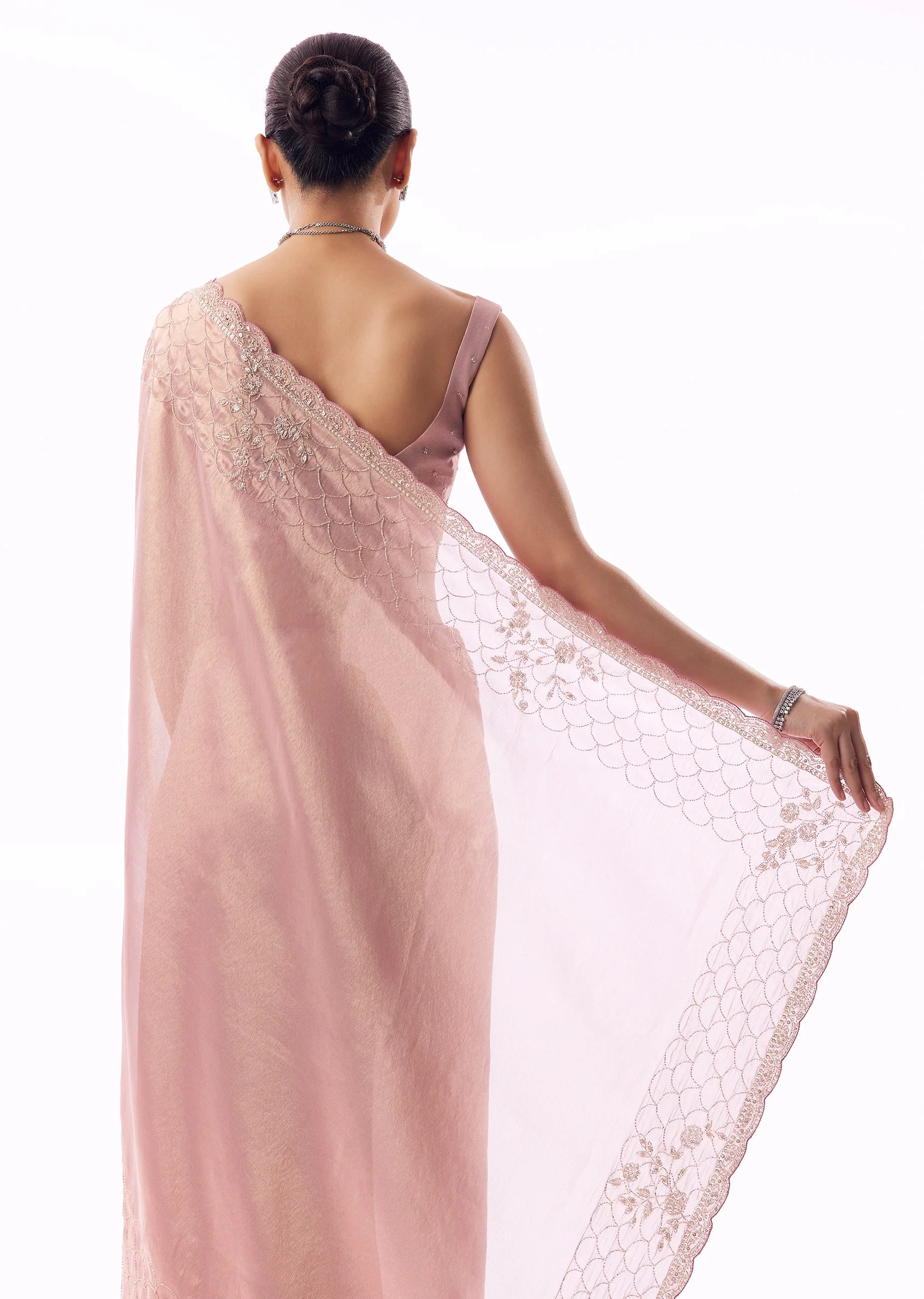 Pink Tissue Saree With Scallop Border And Floral Cutdana Embroidery - Image 6