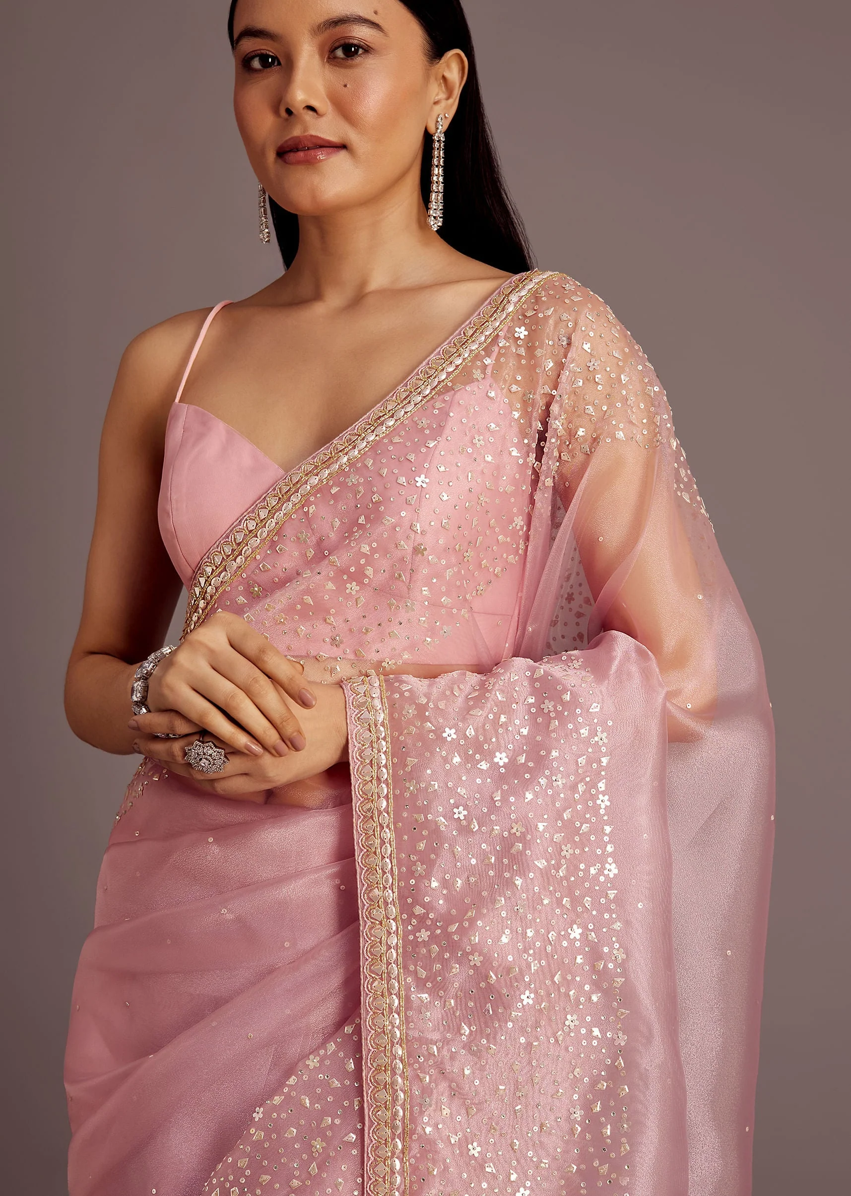 Pink Tissue Saree With Sequins Embellished Border - Image 3
