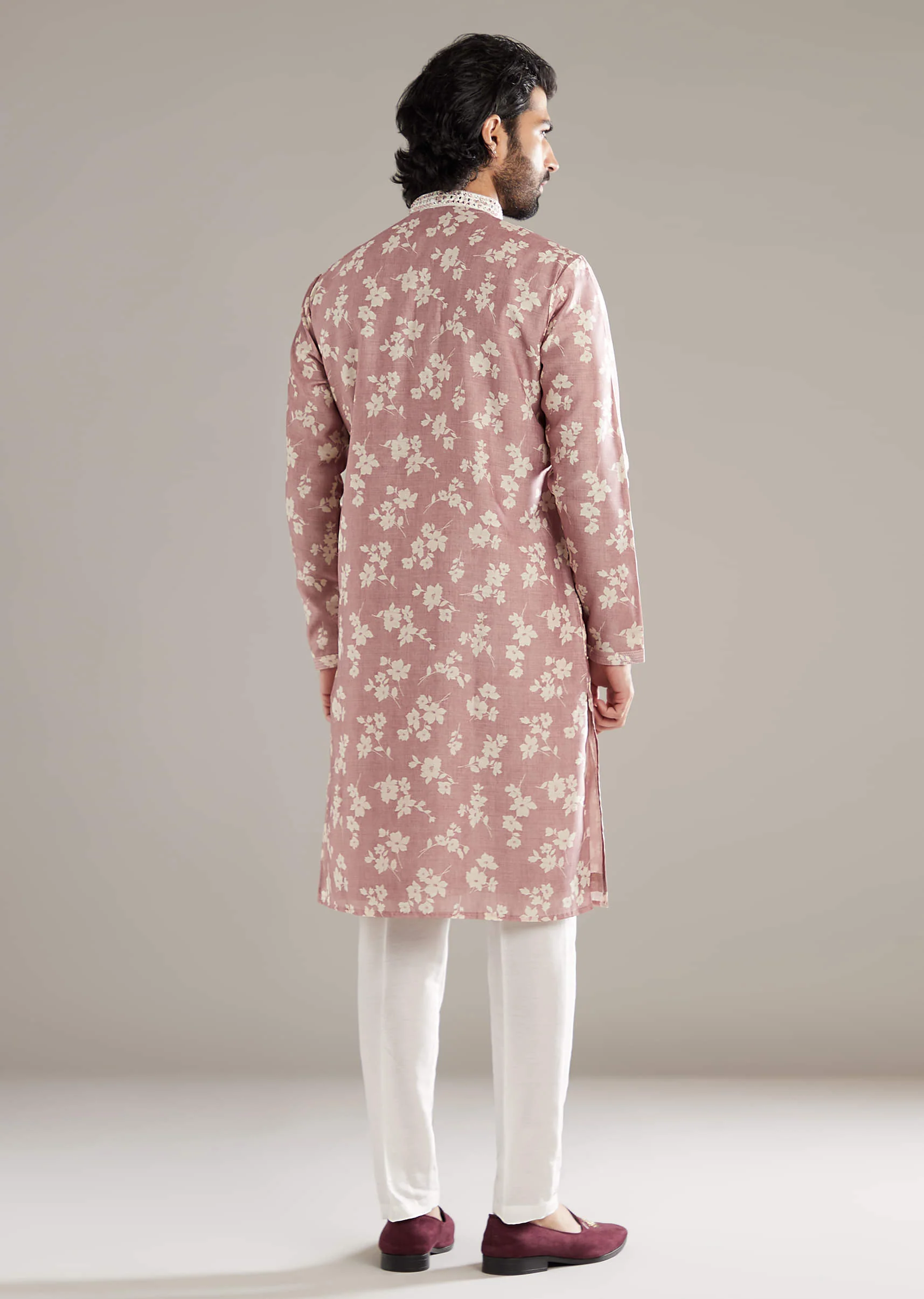 Powder Pink Kurta Set For Men With Floral Print And Mirror Work - Image 3