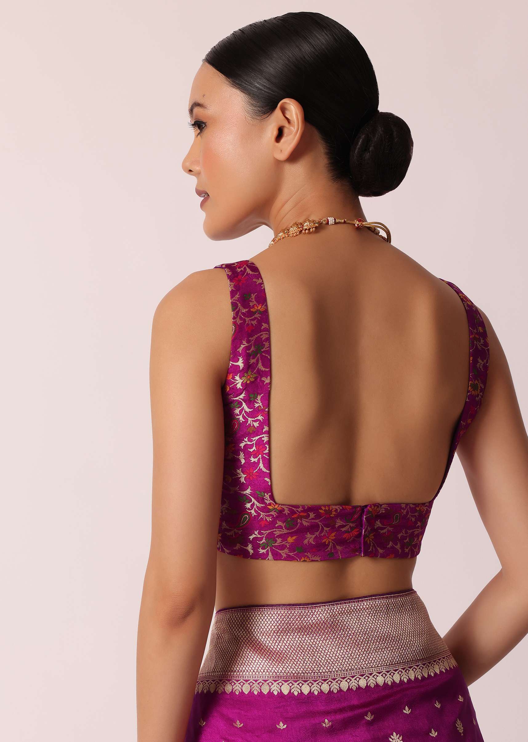 Purple Banarasi Silk Handloom Saree With Woven Motifs And Unstitched Blouse Piece - Image 8