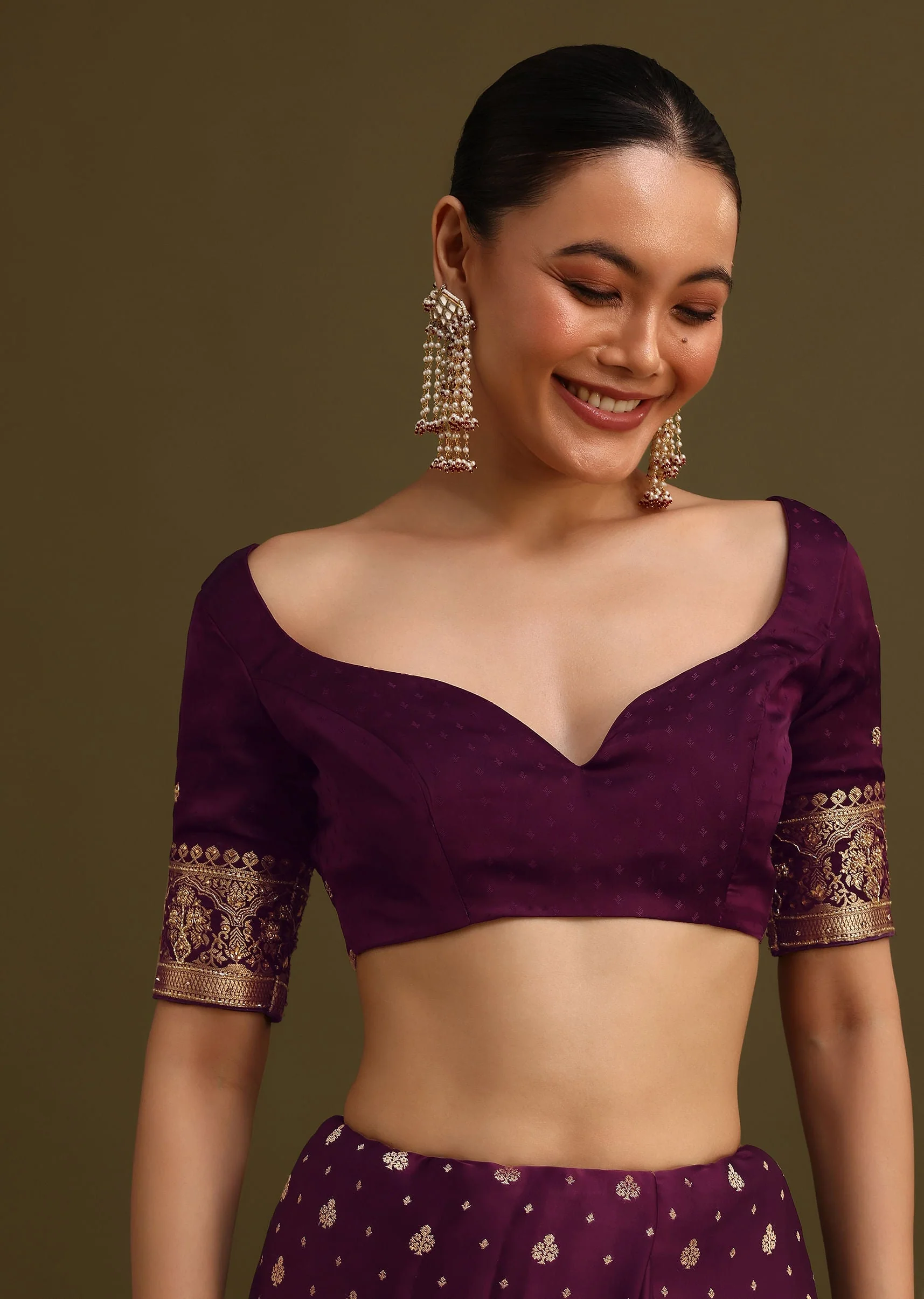Purple Embroidered Saree With Zardosi Work And Unstitched Blouse - Image 7