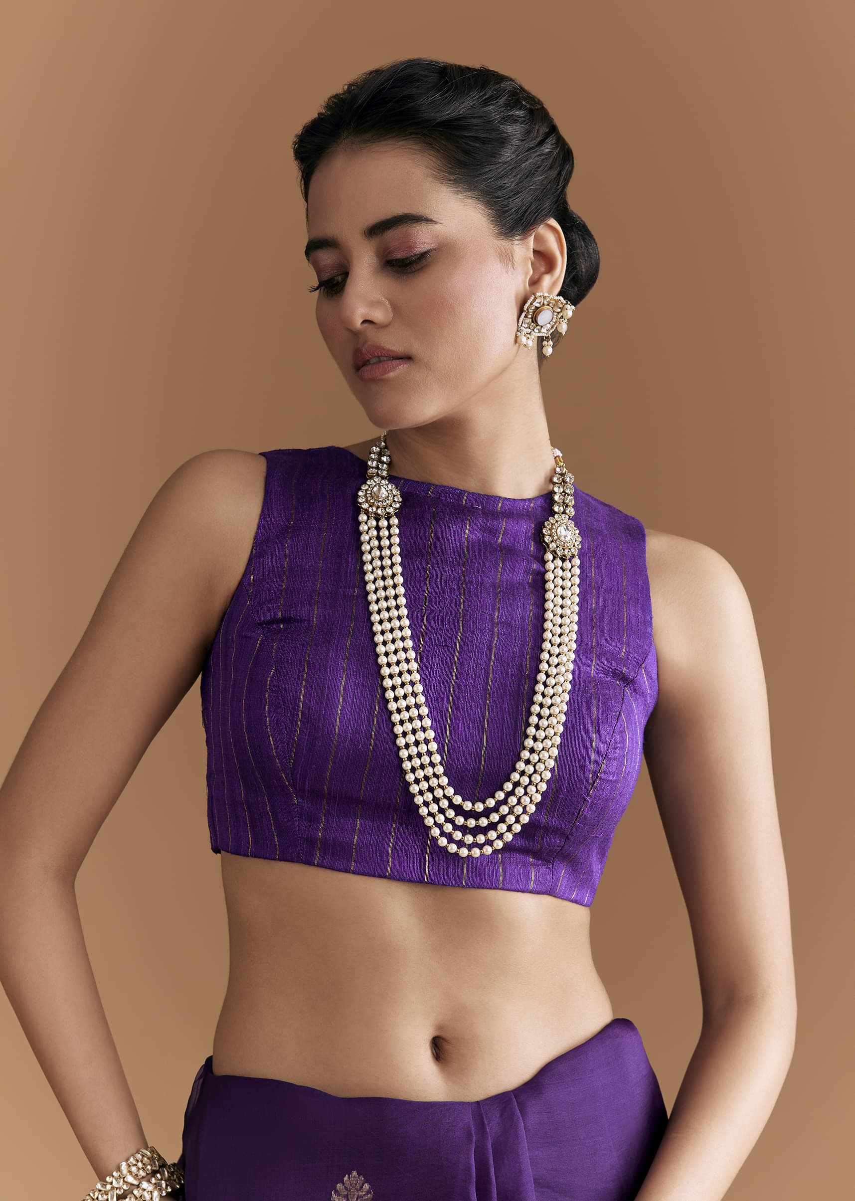 Purple Linen Woven Saree With Brocade And Zari Work - Image 7