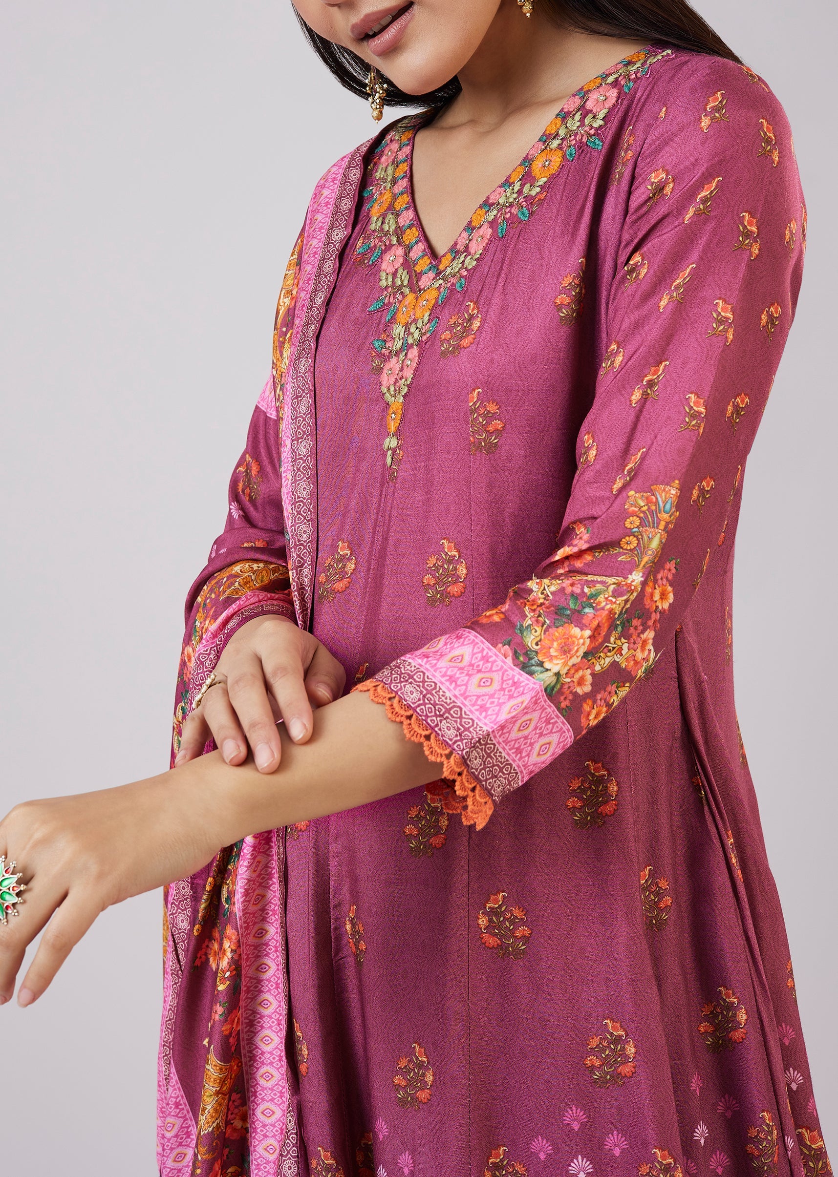Purple Muslin Anarkali Set With Thread Work - Image 2