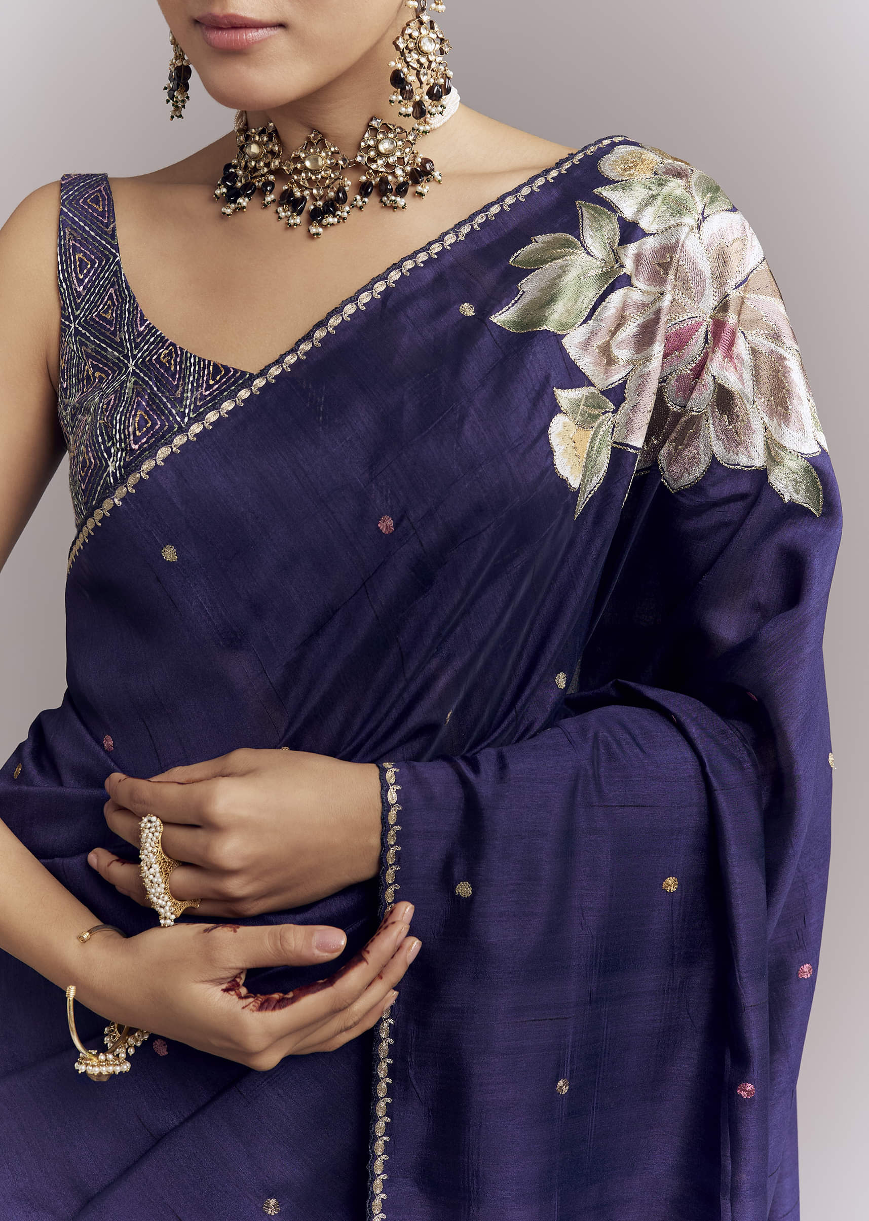 Purple Organza Silk Saree With Floral Embroidery And Cutwork - Image 2