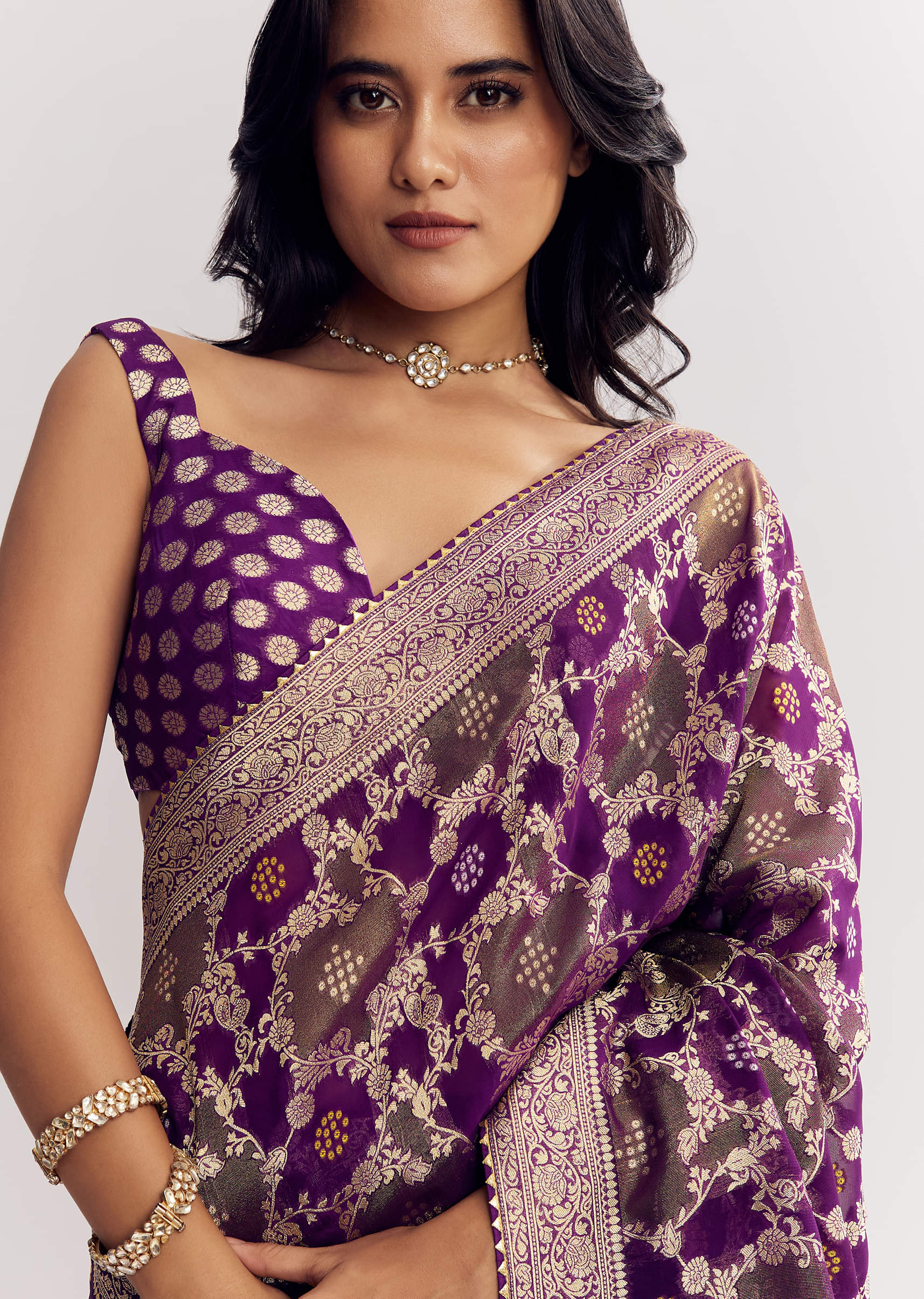 Purple Shaded Georgette Saree With Zari Jaal Work - Image 2