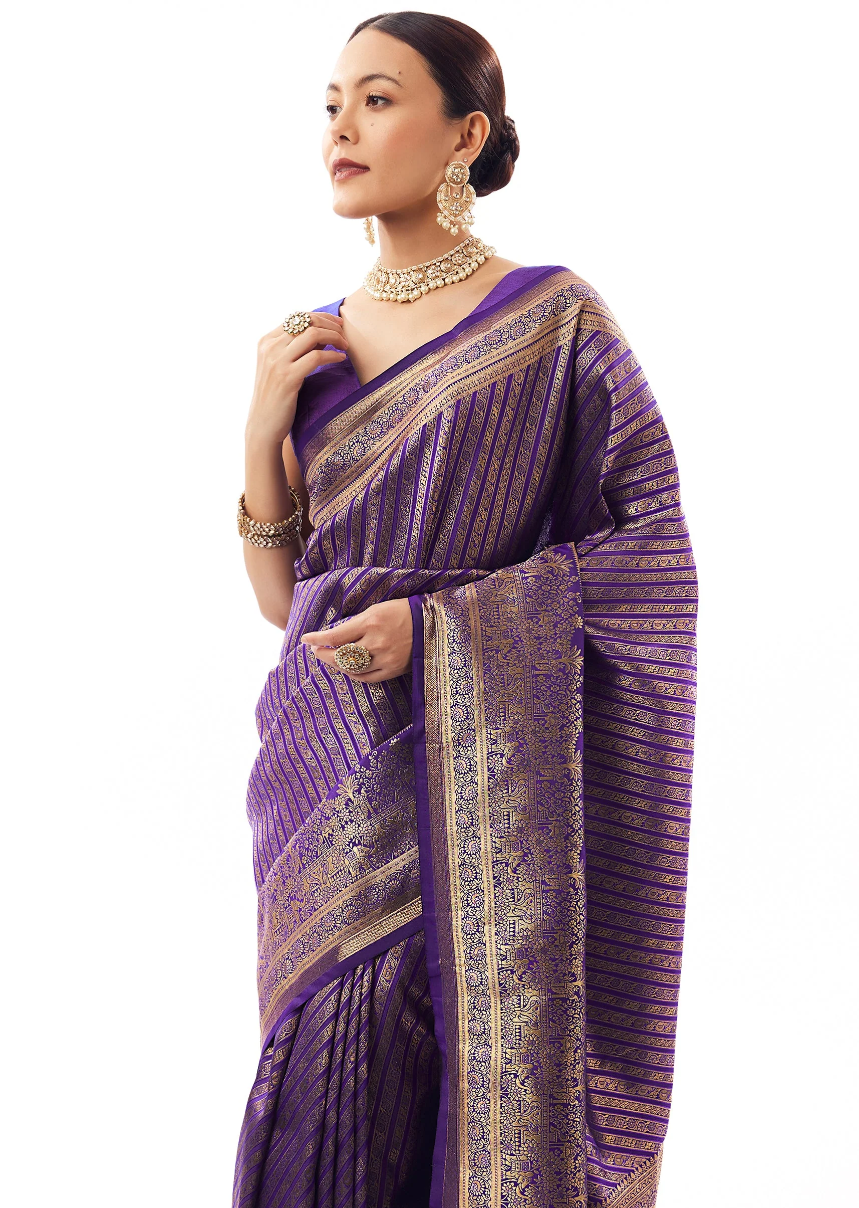 Purple Silk Woven Saree With Statement Border - Image 5