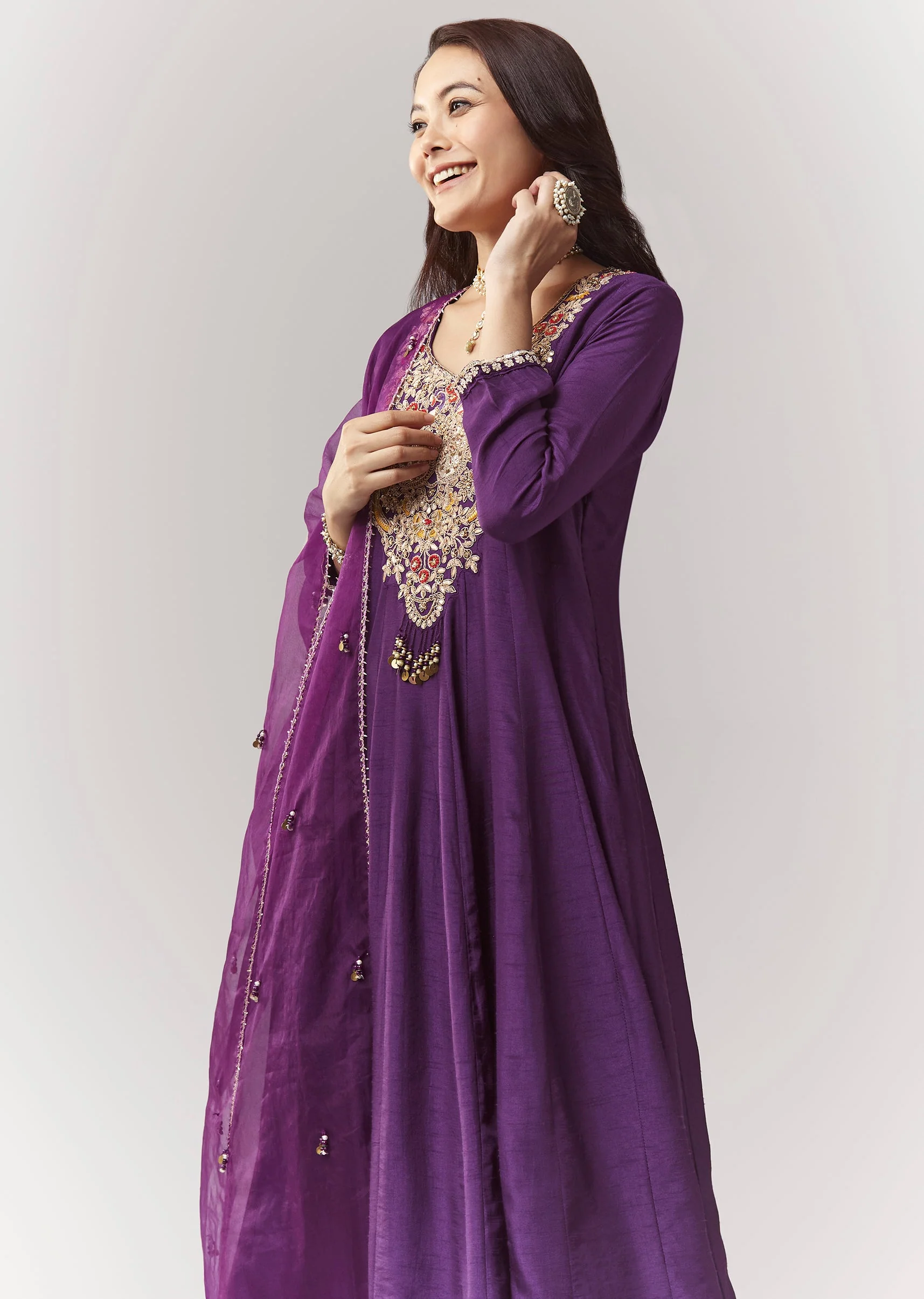 Purple Zardosi V-Neck Anarkali Pant Set With Dupatta - Image 4