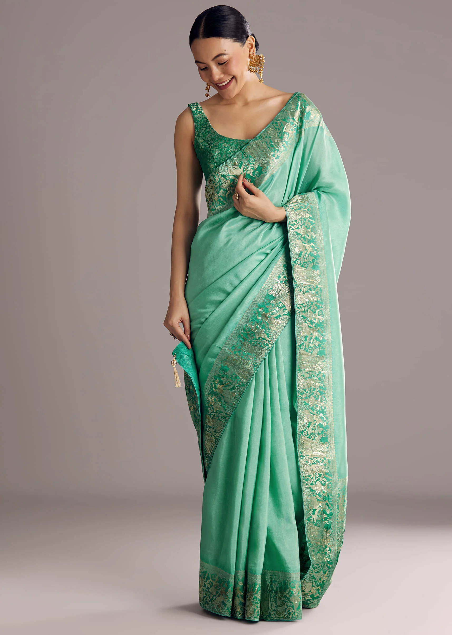 Rama Green Dola Silk Saree - Image 5