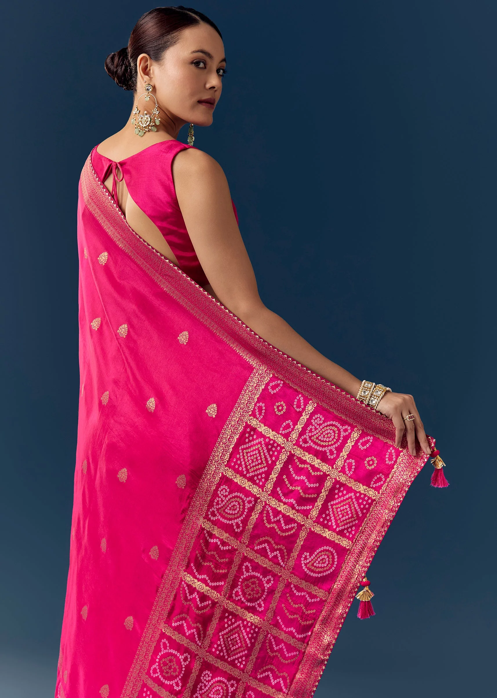 Rani Pink Bandhani Motif Woven Saree with Gotta Finish - Image 6