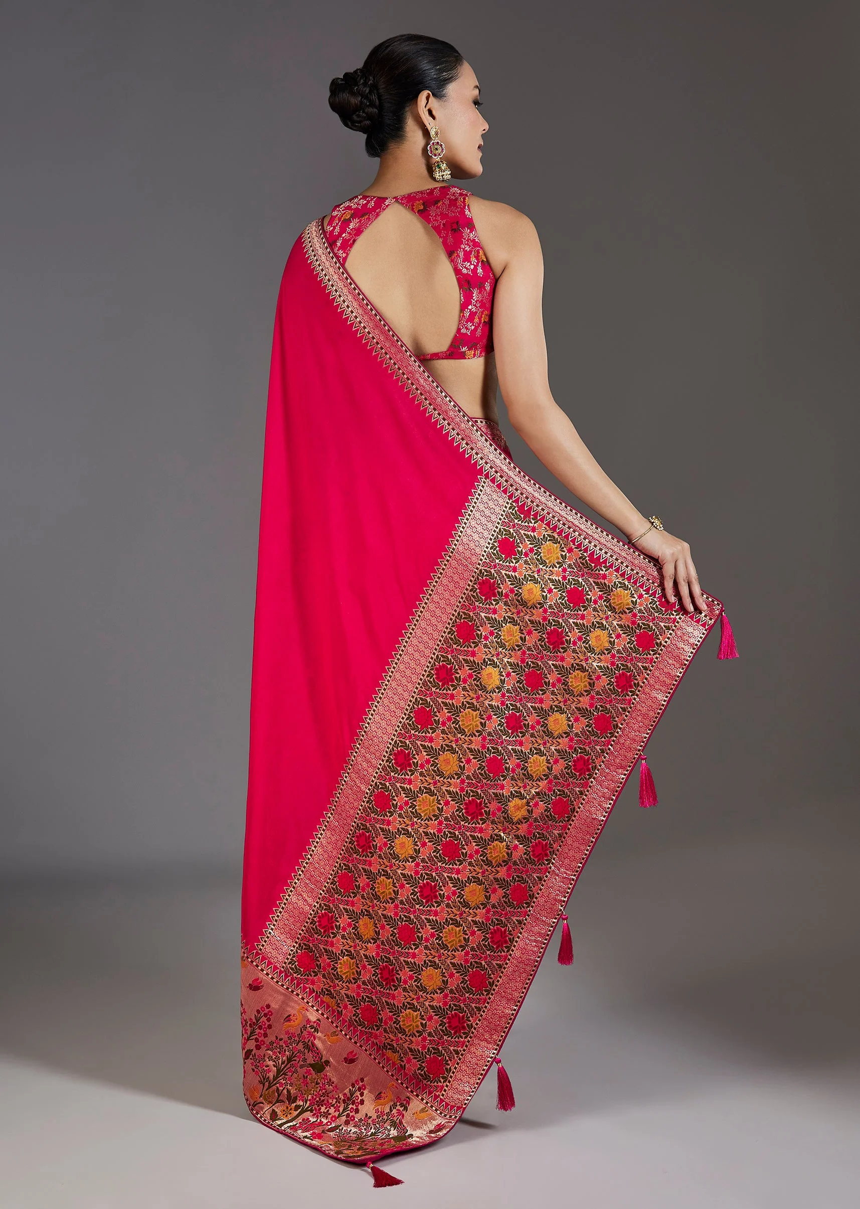 Rani Pink Dola Silk Saree With Zari Border - Image 4