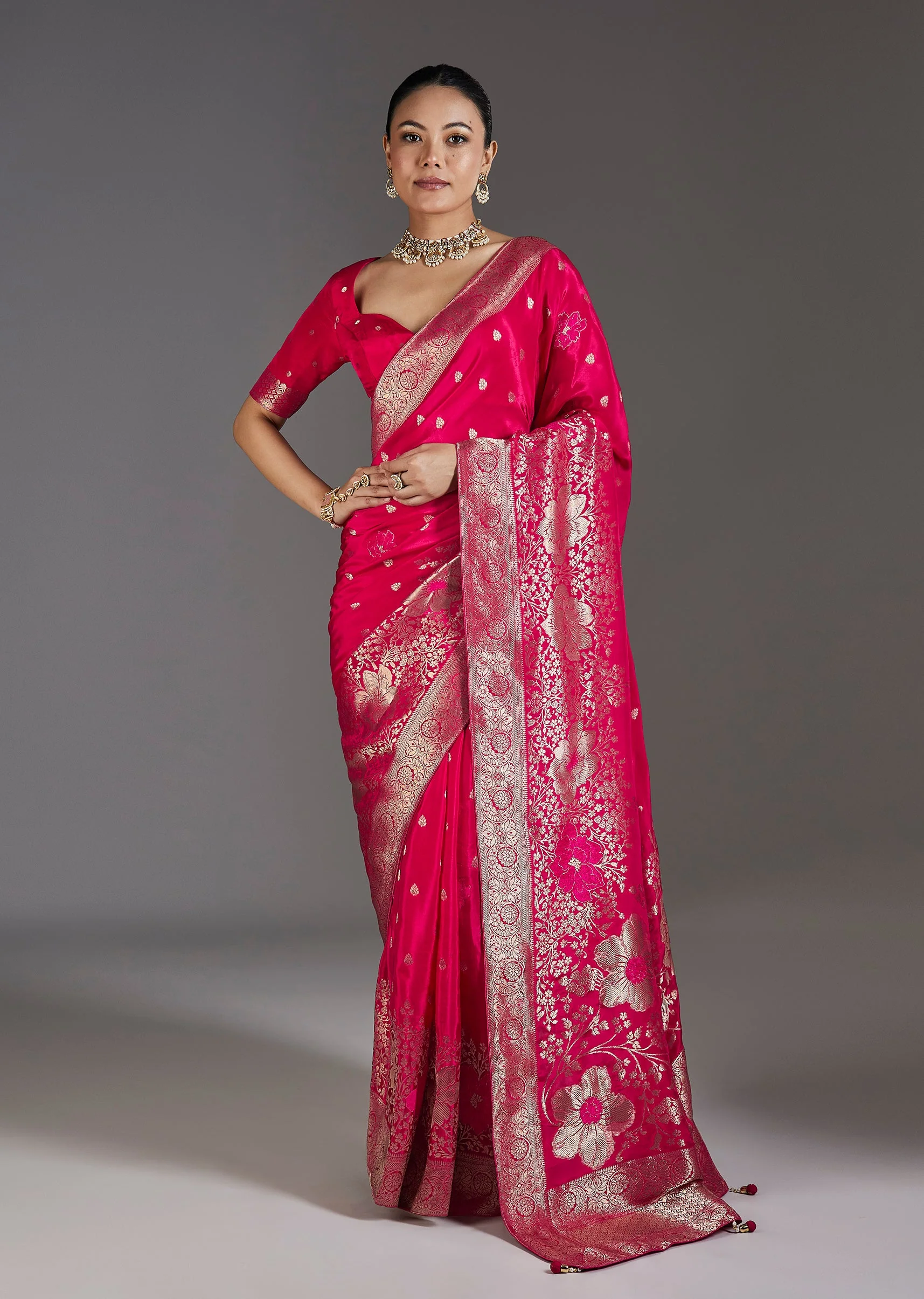 Rani Pink Dola Silk Saree With Zari Butti - Image 3