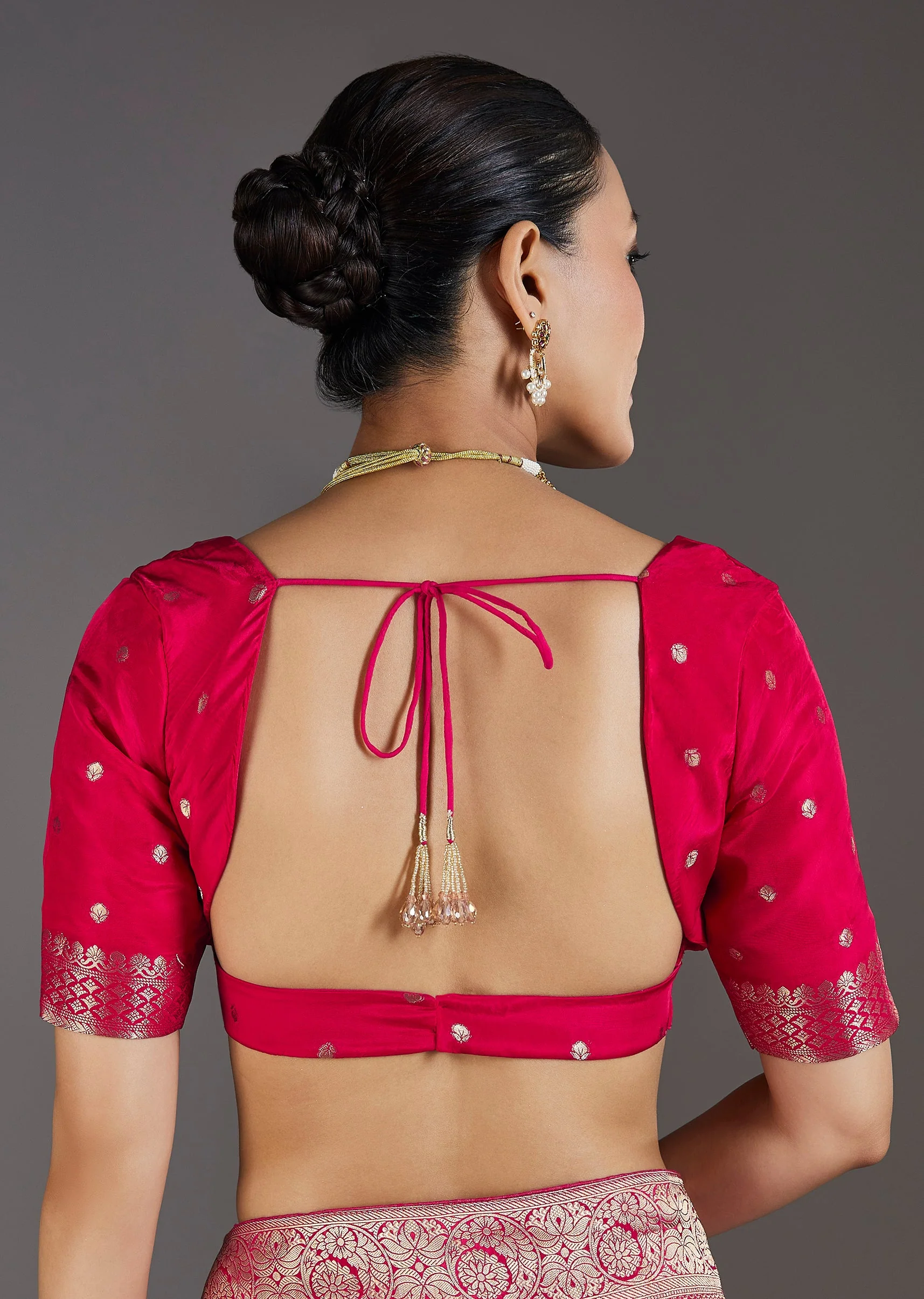 Rani Pink Dola Silk Saree With Zari Butti - Image 8