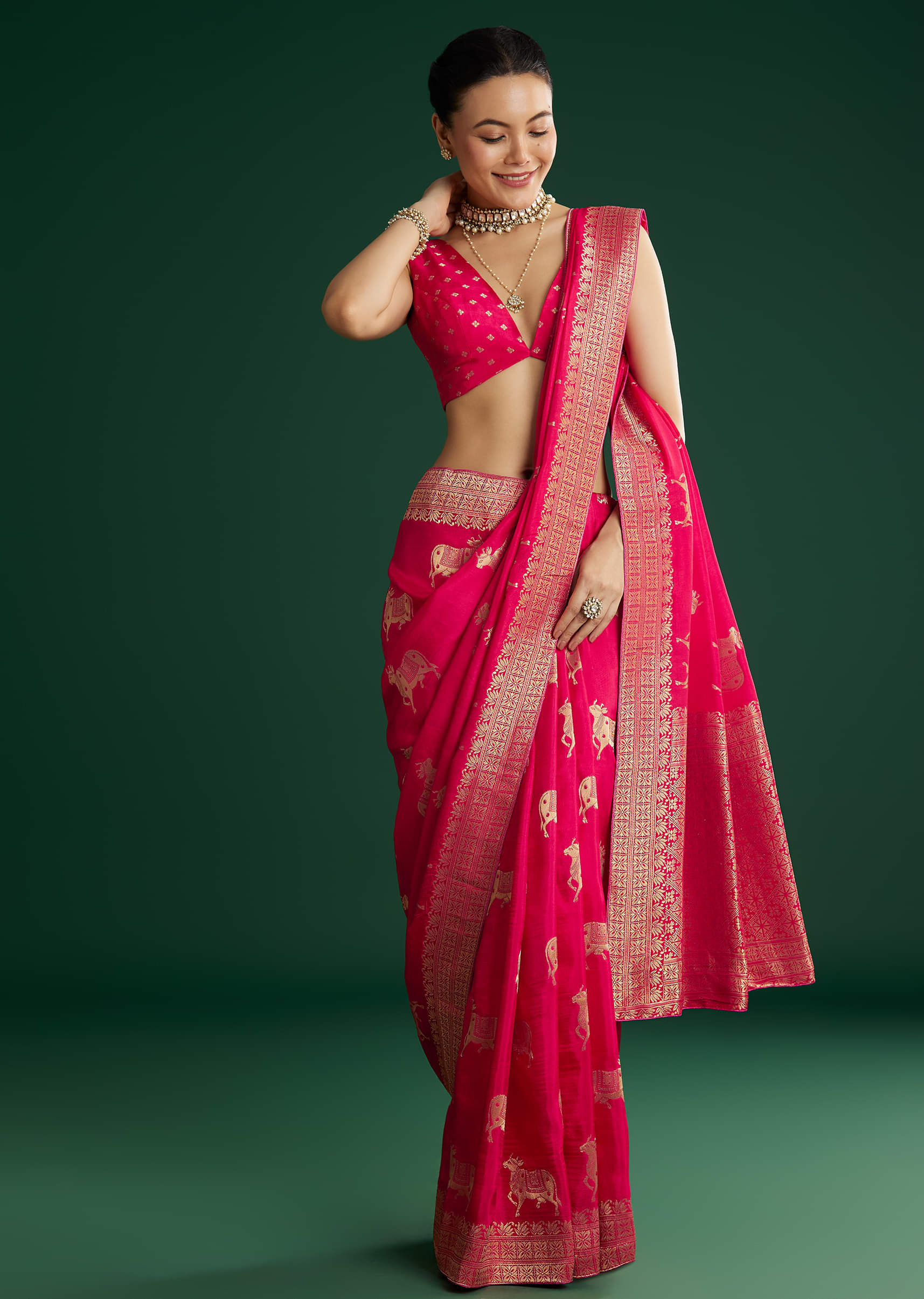 Rani Pink Dola Silk Saree With Zari Woven Border - Image 3