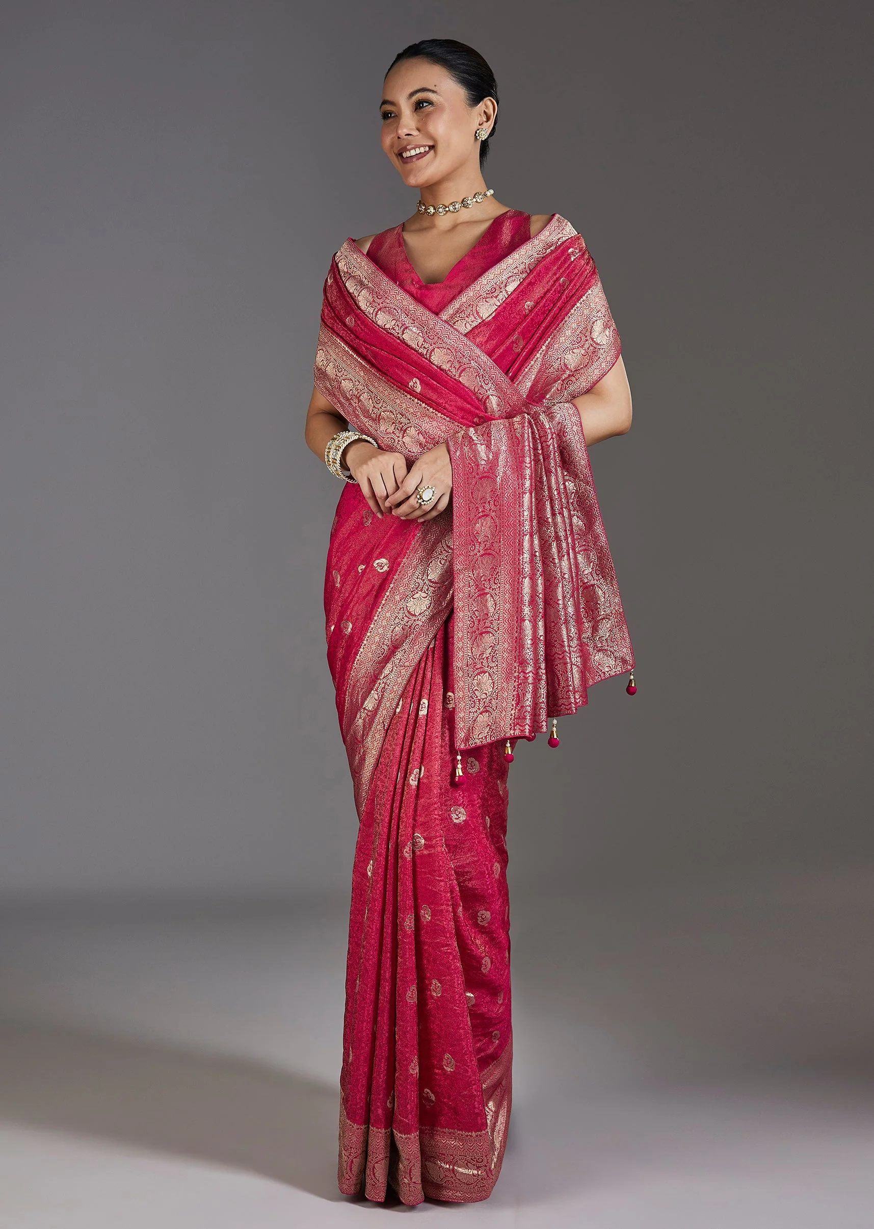 Rani Pink Jacquard Dola Silk Saree With Animal Butti - Image 3