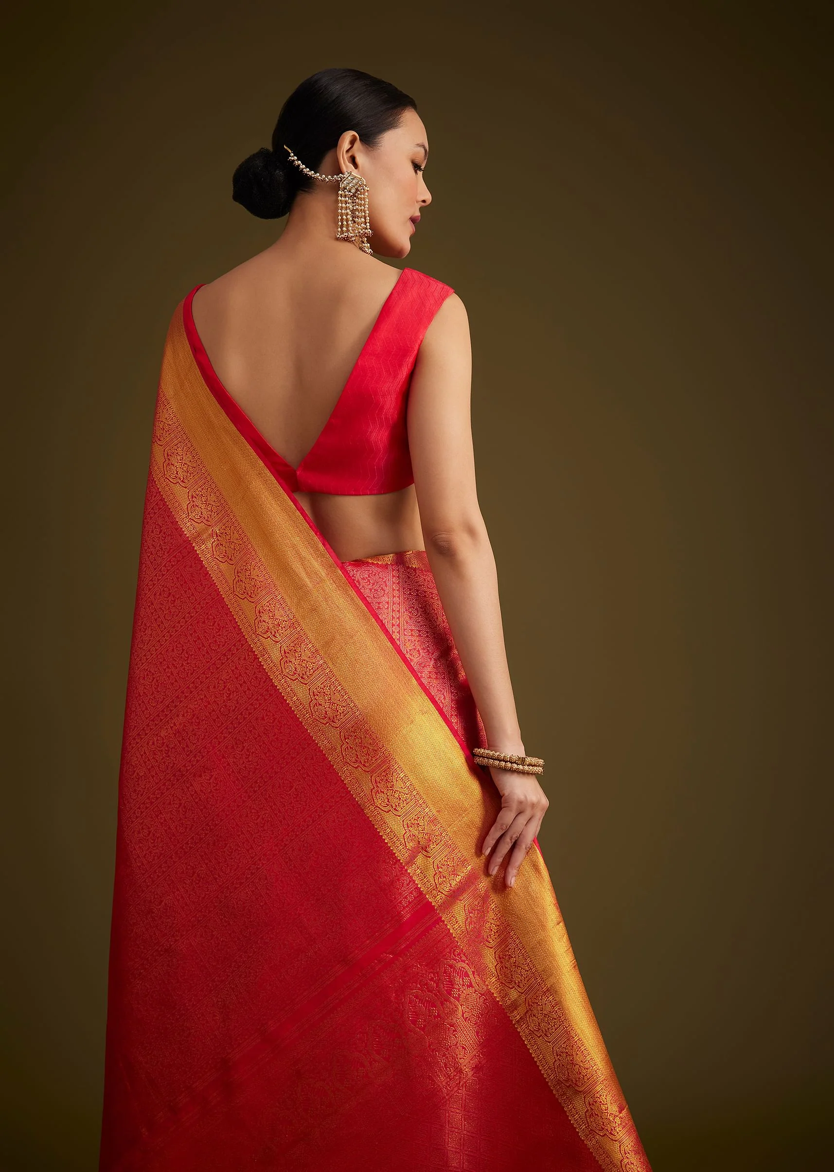 Rani Pink Kanjivaram Silk Saree With Golden Zari Detailing - Image 7