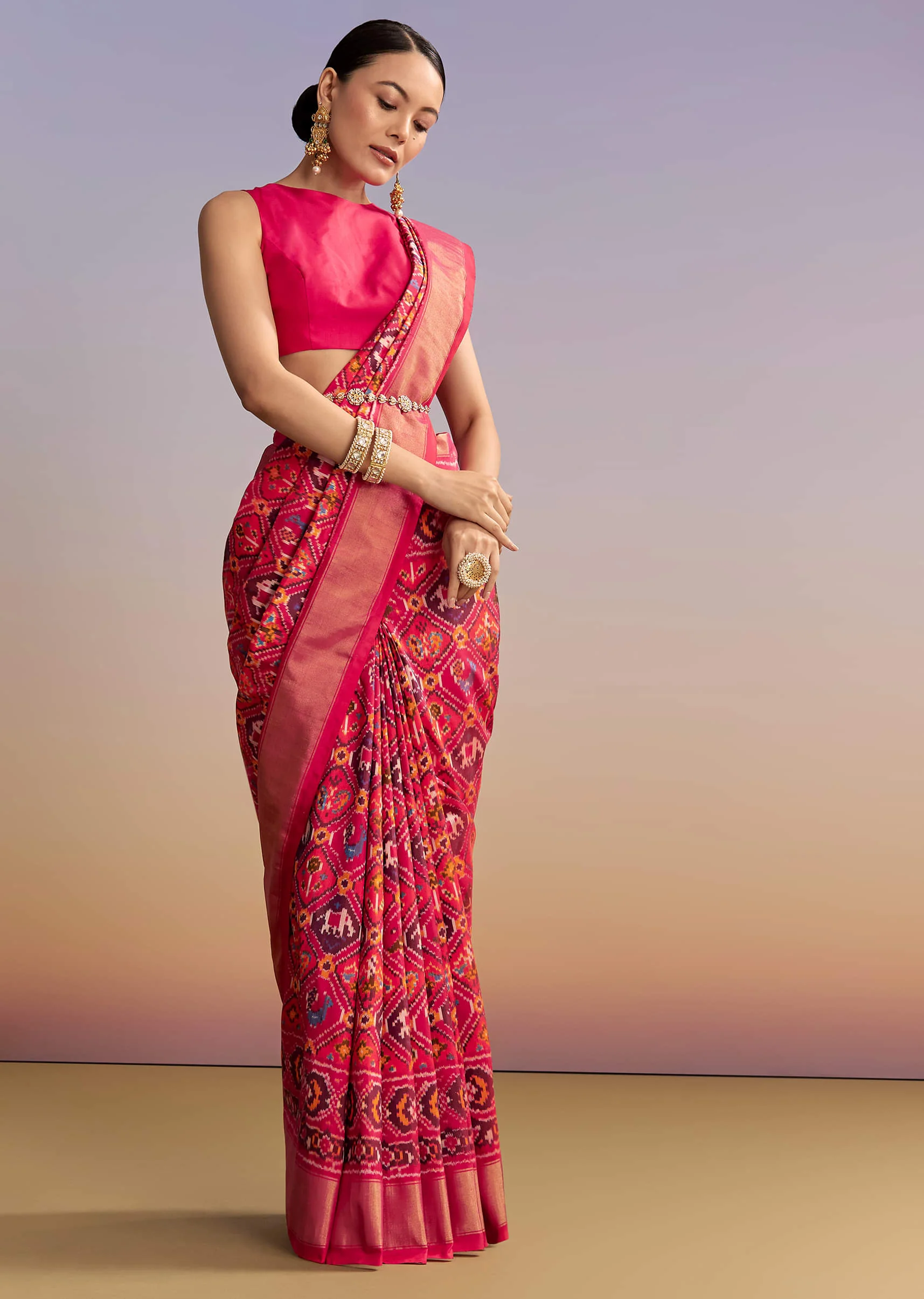 Rani Pink Silk Single Ikkat Handwoven Patola Saree With Geometric Motifs - Image 3