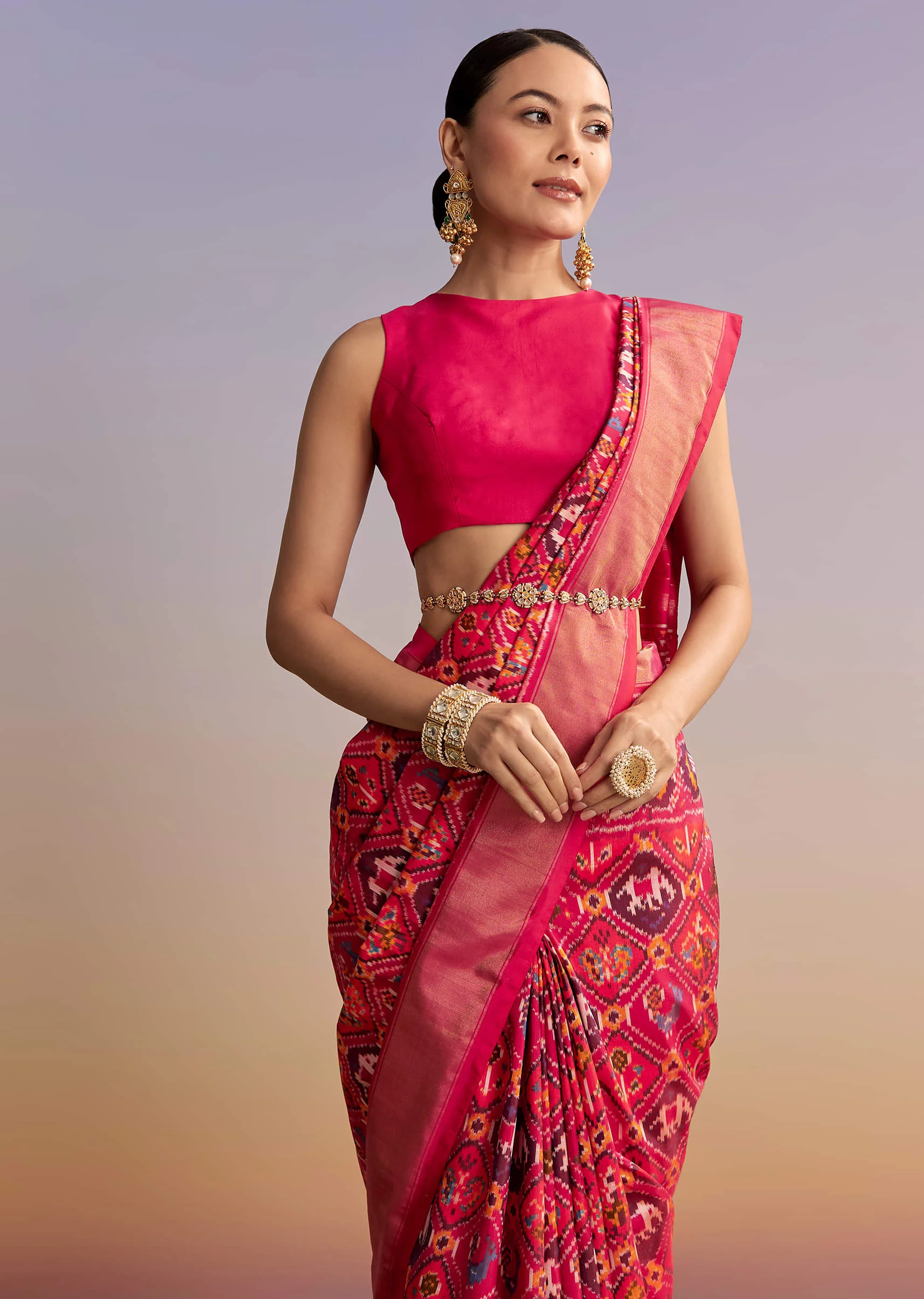 Rani Pink Silk Single Ikkat Handwoven Patola Saree With Geometric Motifs - Image 5
