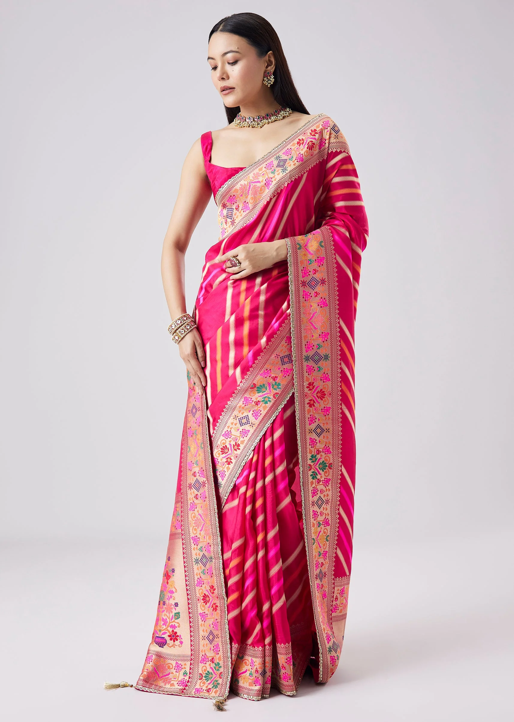 Rani Pink Woven Saree With Unstitched Blouse - Image 3