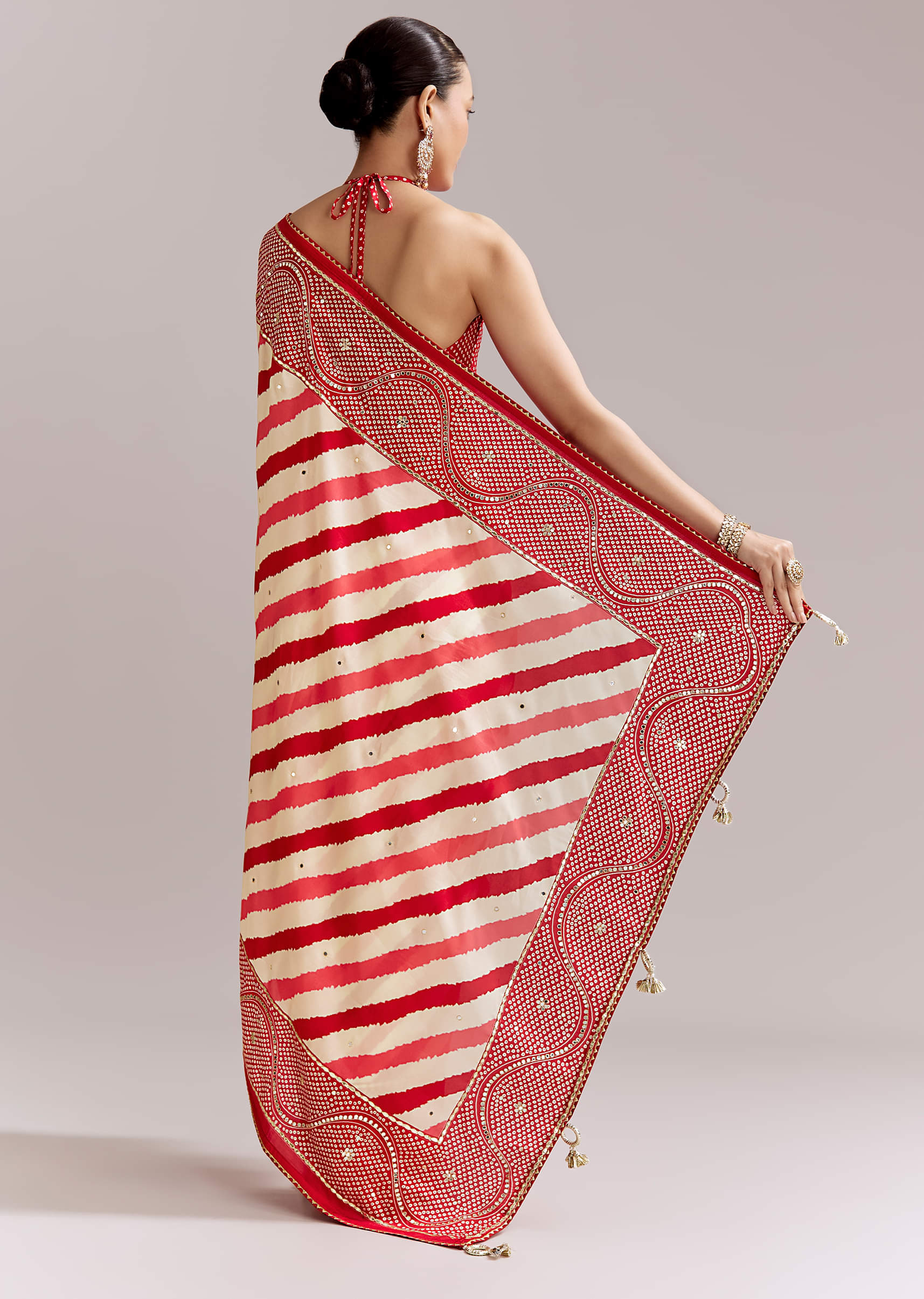 Red And Off White Silk Saree With Lehariya And Bandhani Print - Image 4
