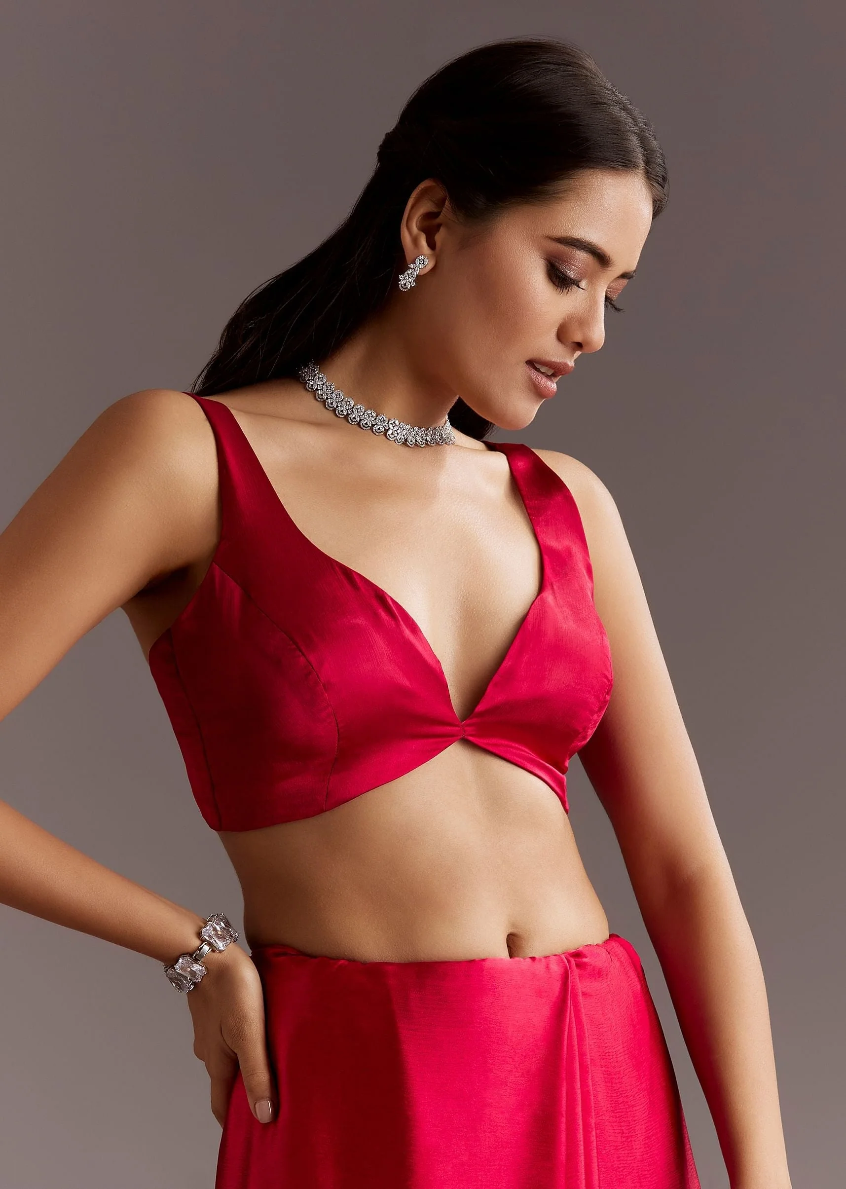 Red Chinon Saree With Floral Cutdana Sequins Jaal And Scallop Border - Image 7