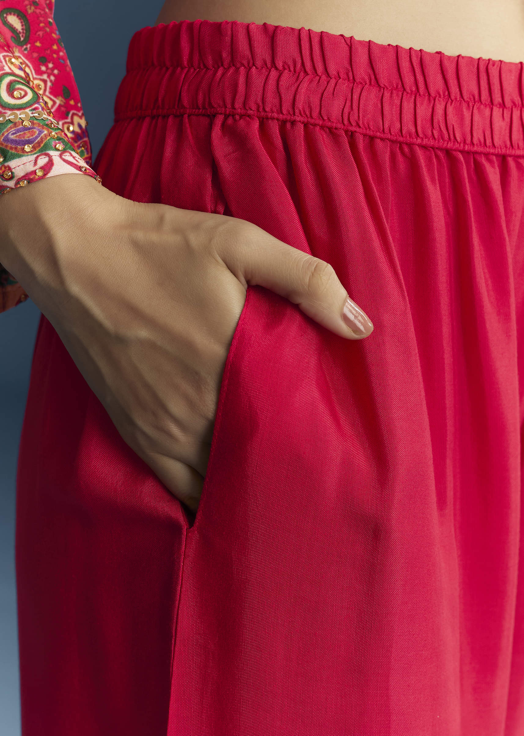 Red Crepe Printed Kurta Set - Image 6