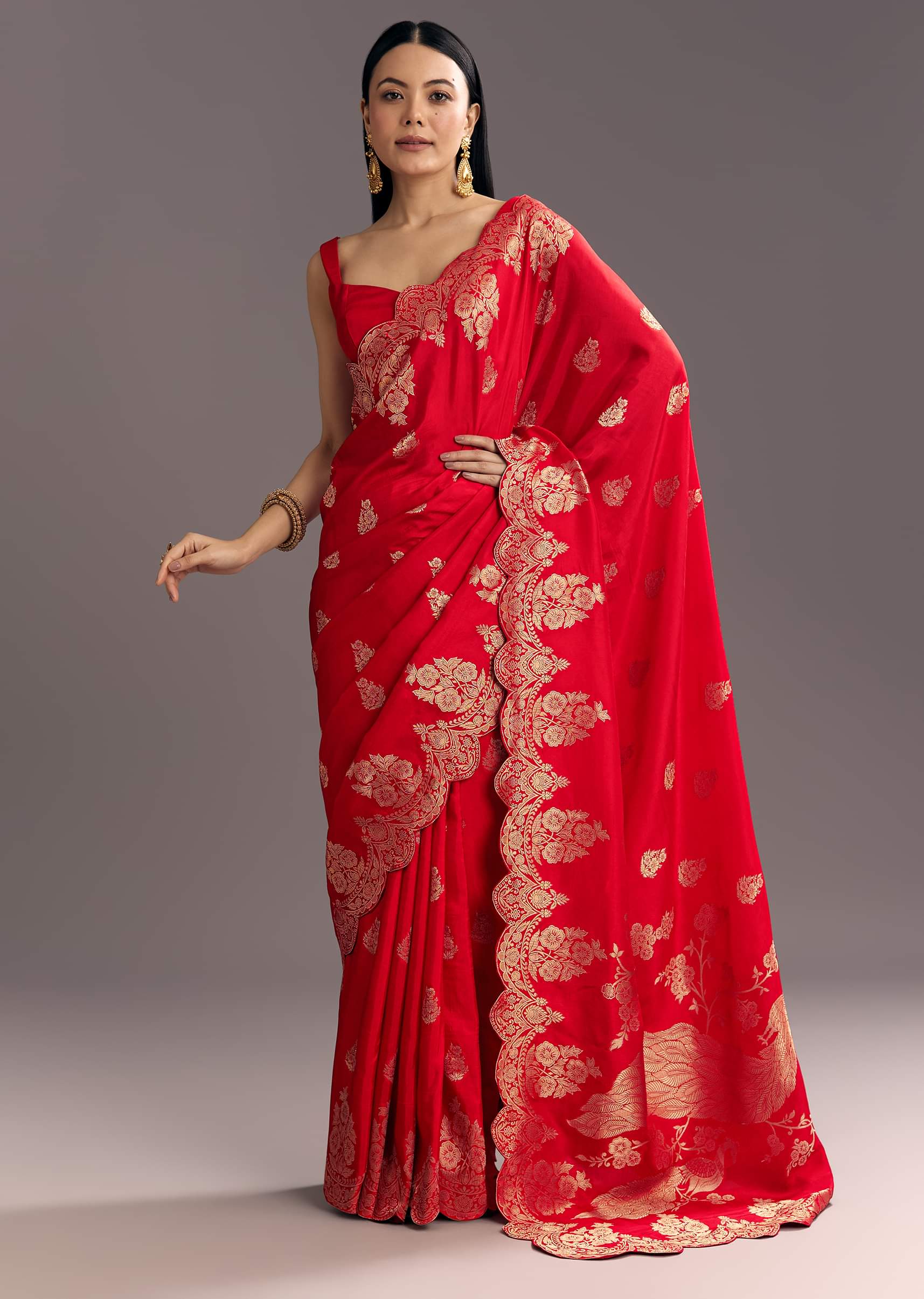 Red Dola Silk Woven Motif Saree With Scallop Border - Image 5