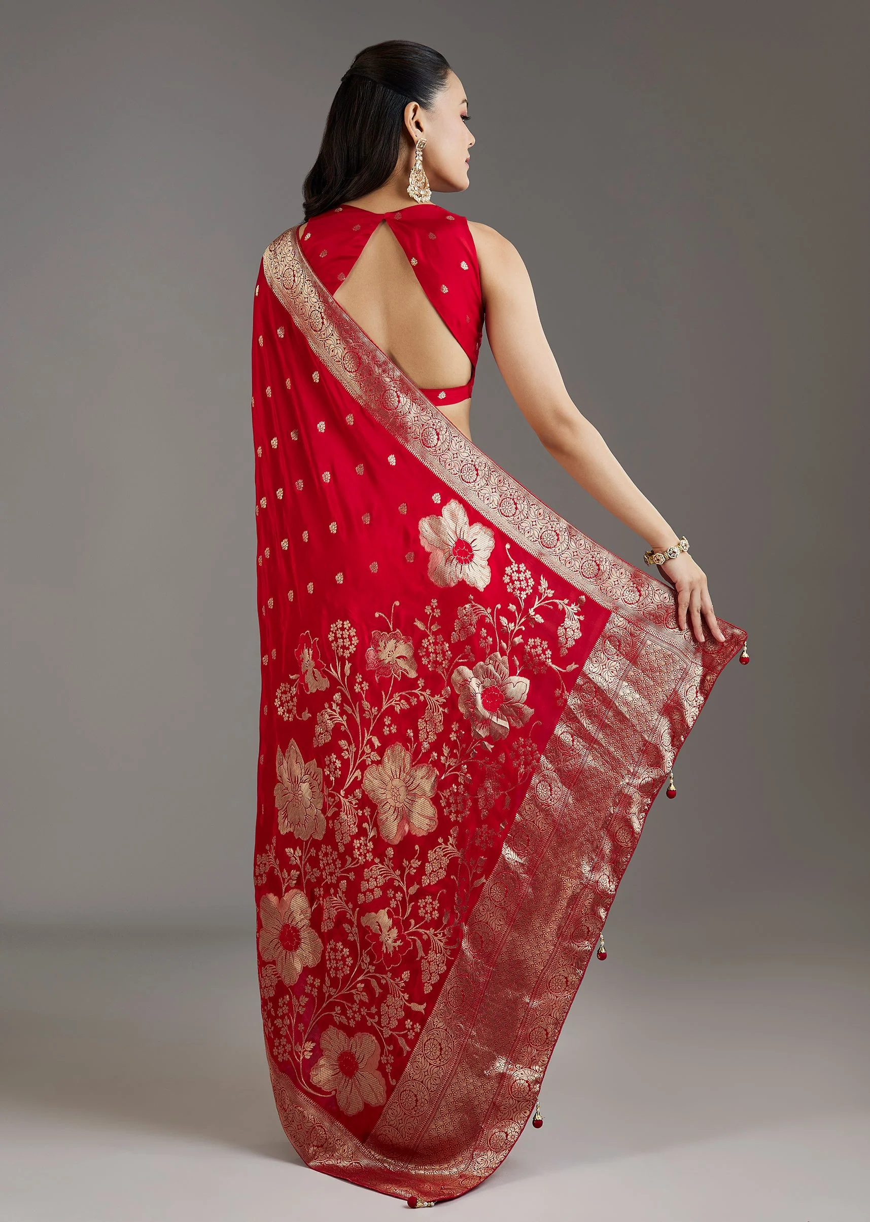 Red Dola Silk Woven Saree - Image 4