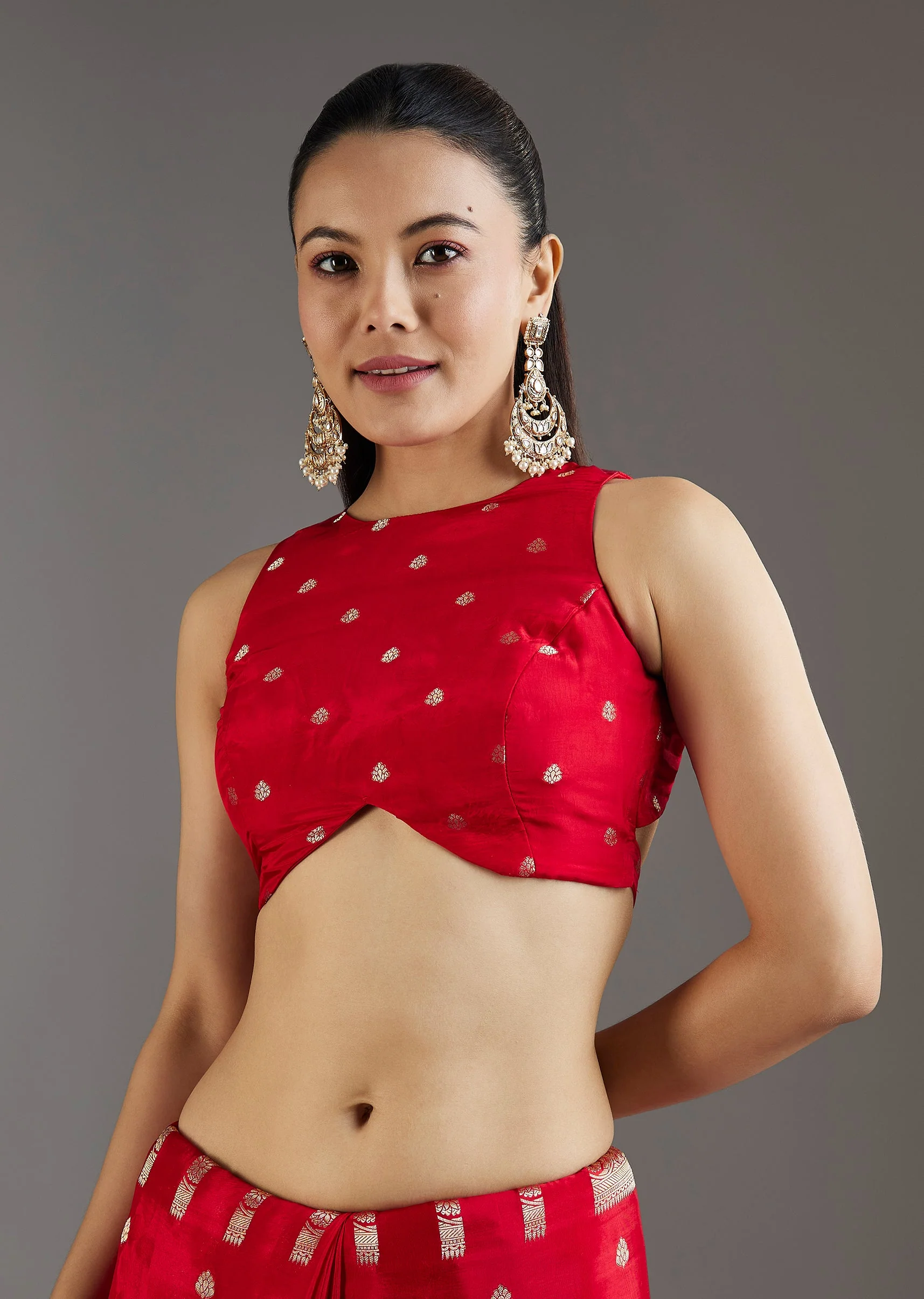 Red Dola Silk Woven Saree - Image 7