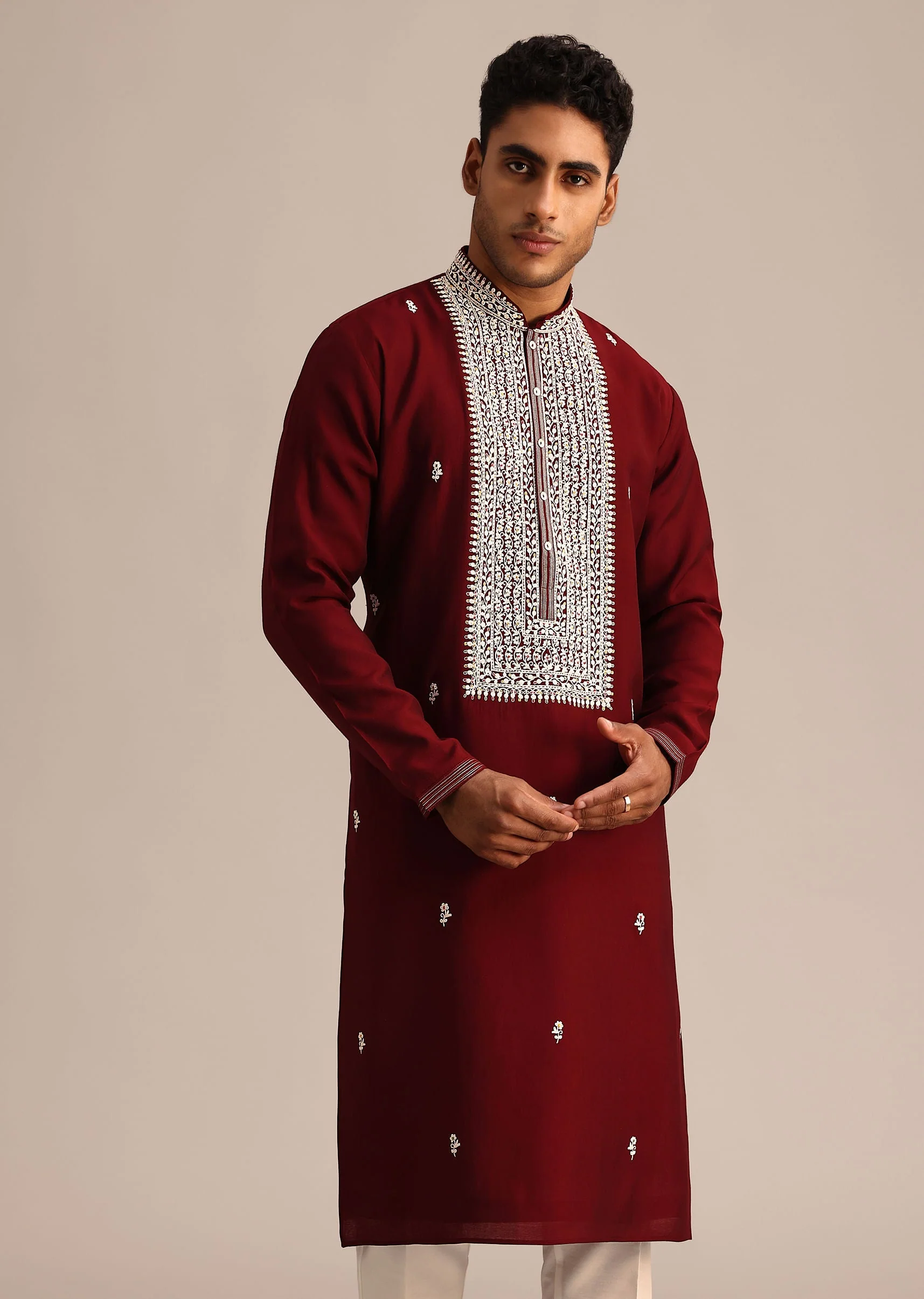 Red Embroidered Kurta Set In Silk - Image 4