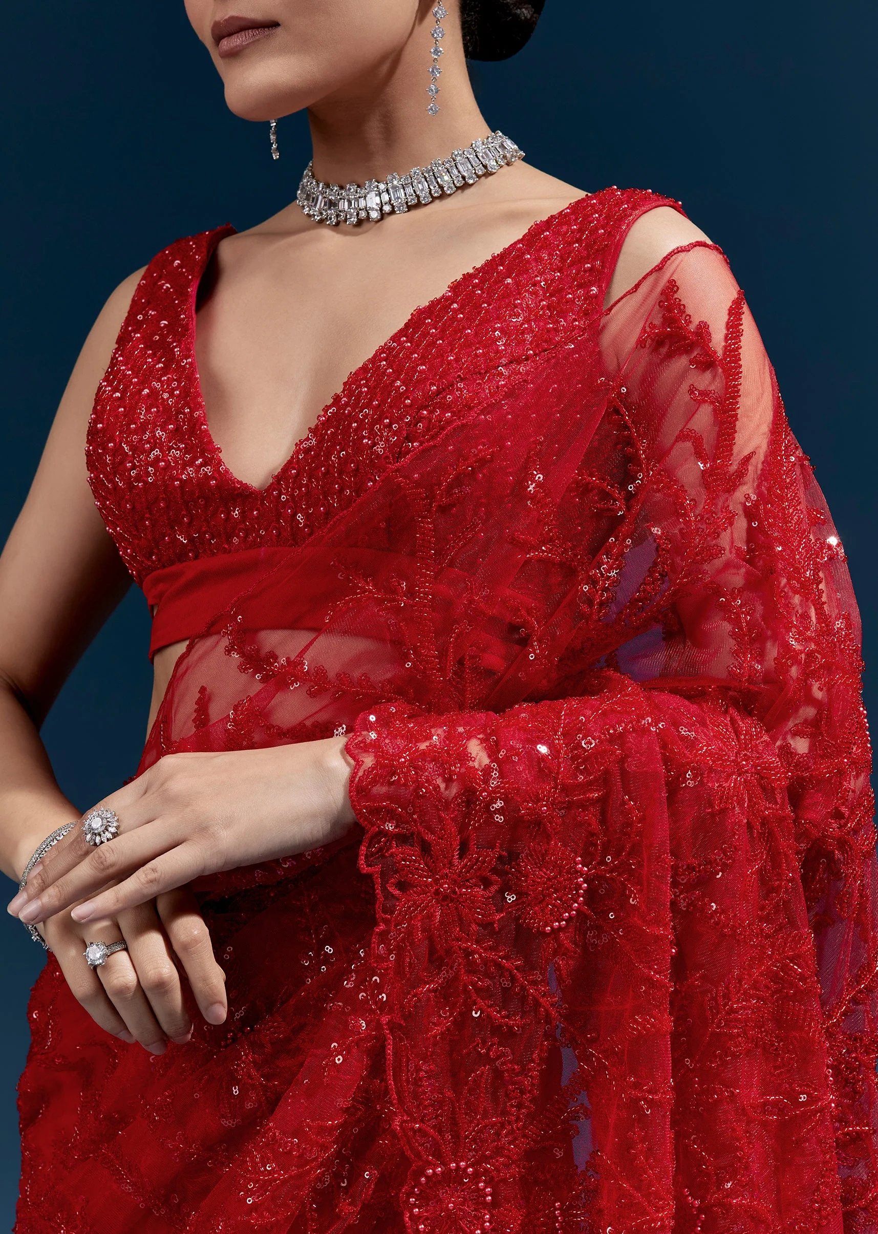 Red Heavy Embroidered Net Saree With Cutwork Border And All Over Floral Jaal - Image 2