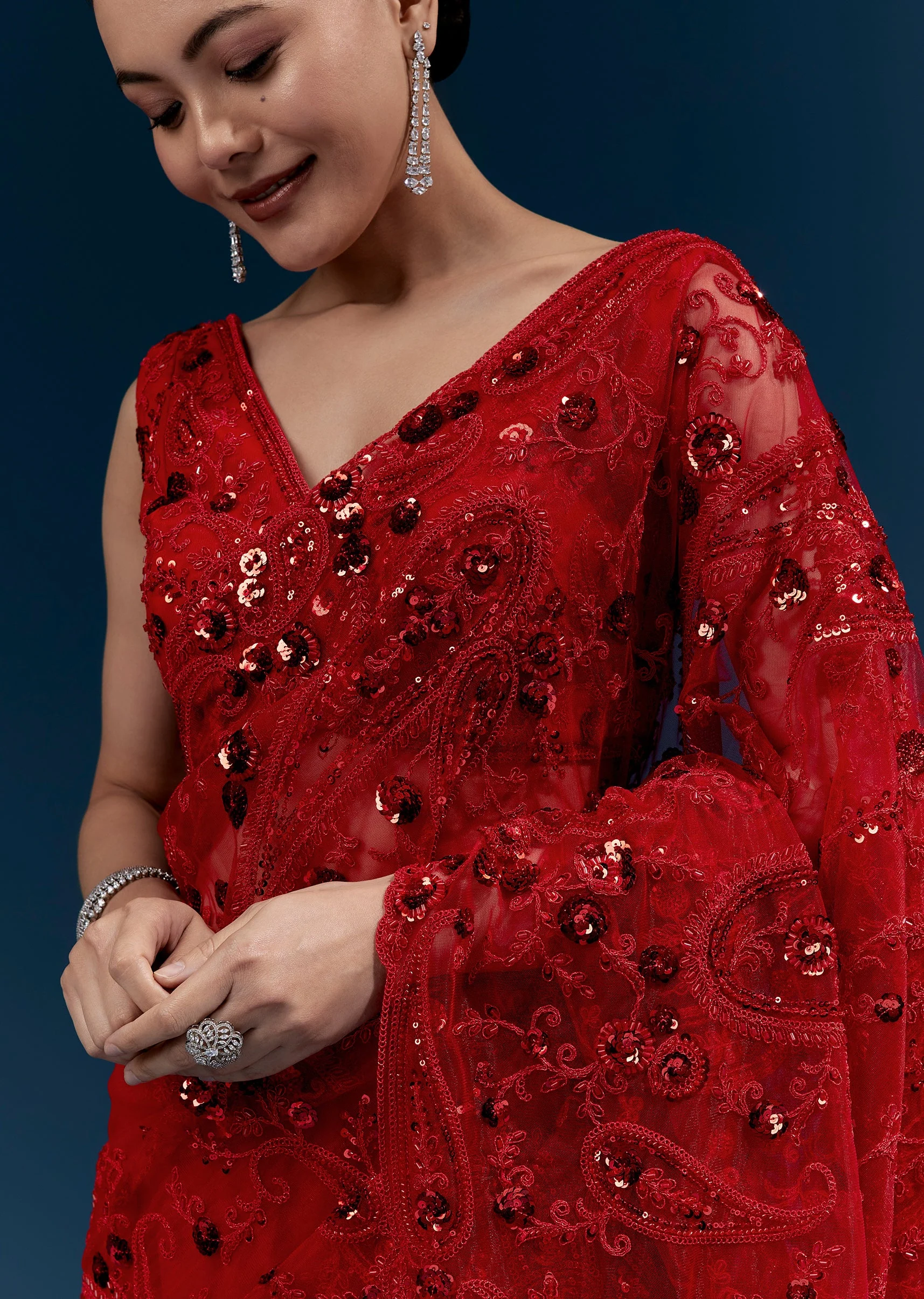 Red Heavy Embroidered Net Saree With Floral Work And Tasselled Pallu - Image 2
